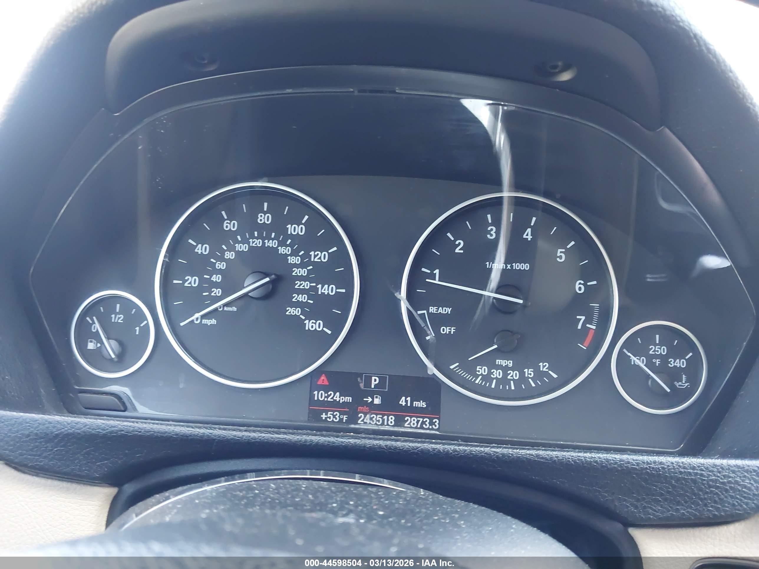 BMW 320I image 7