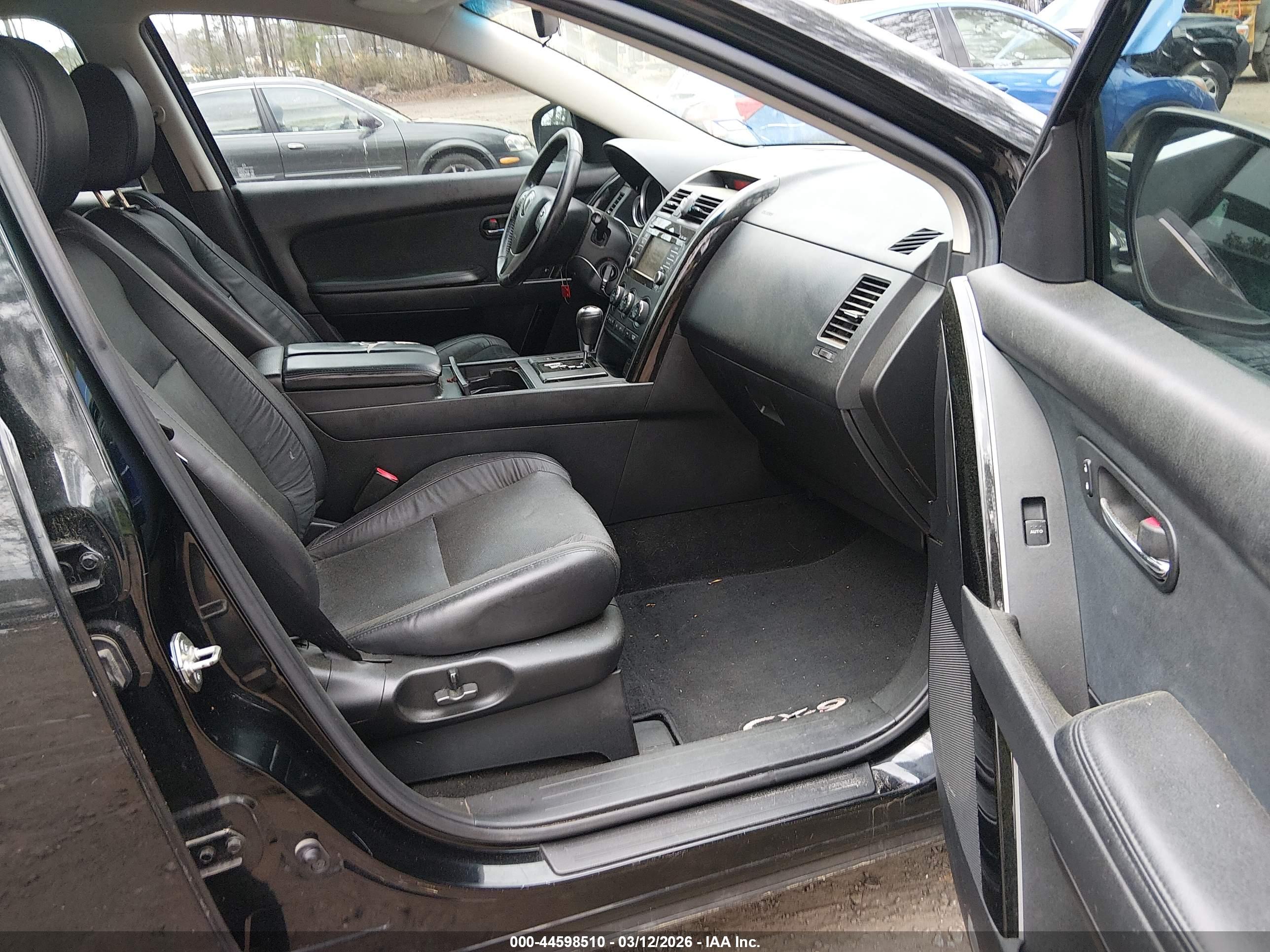 MAZDA CX-9 image 5
