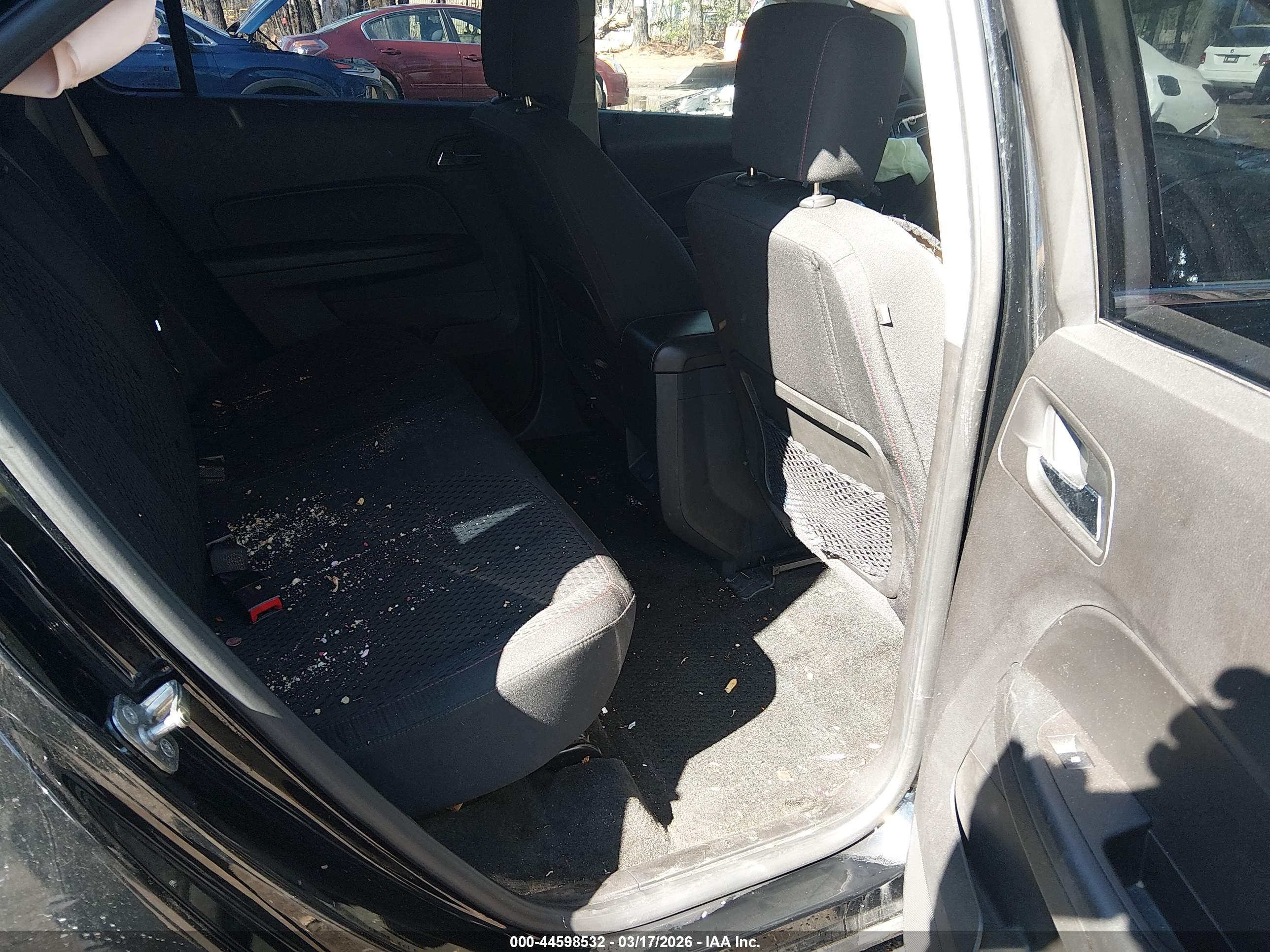 CHEVROLET EQUINOX image 8
