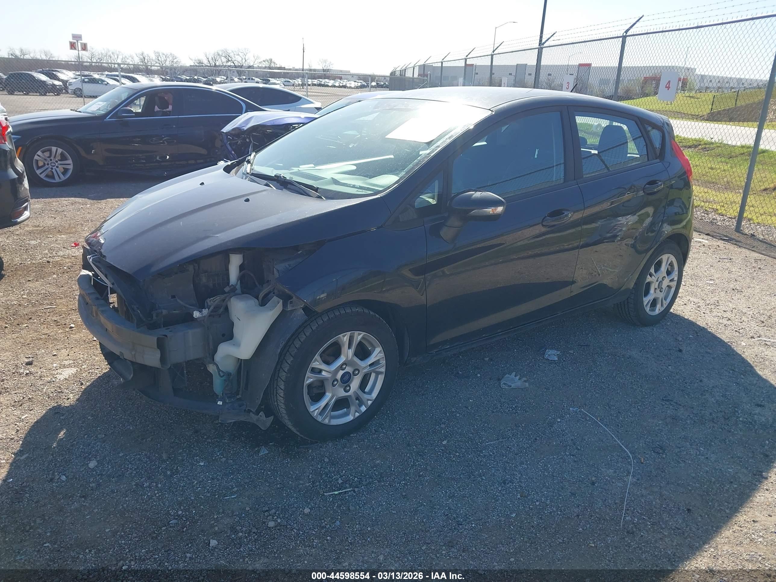 FORD FIESTA image 2