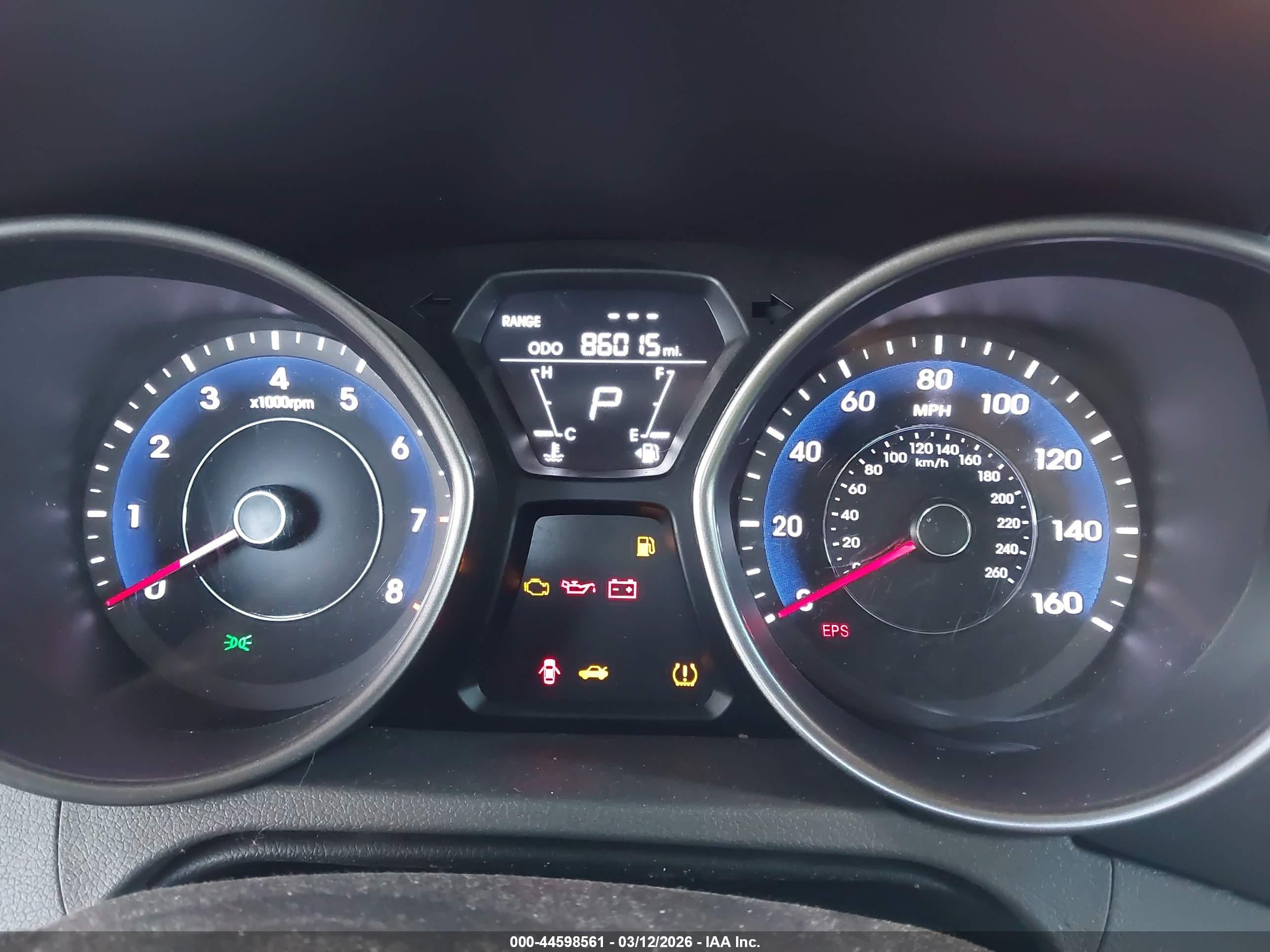 HYUNDAI ELANTRA image 7