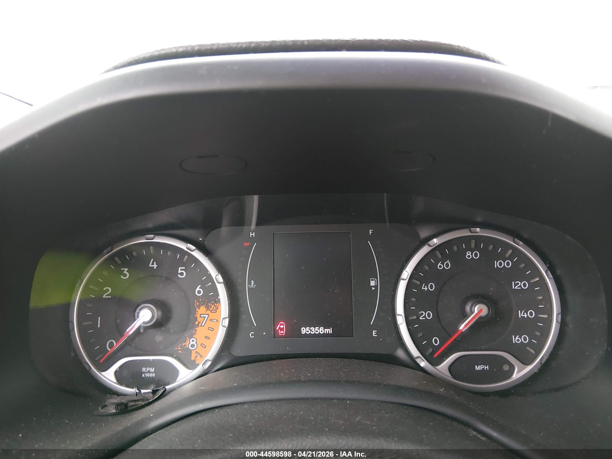JEEP RENEGADE image 7