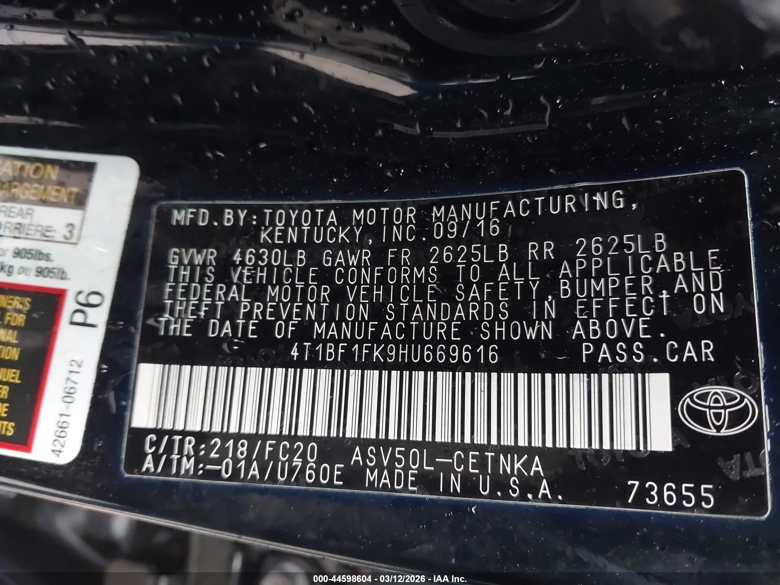 TOYOTA CAMRY image 9