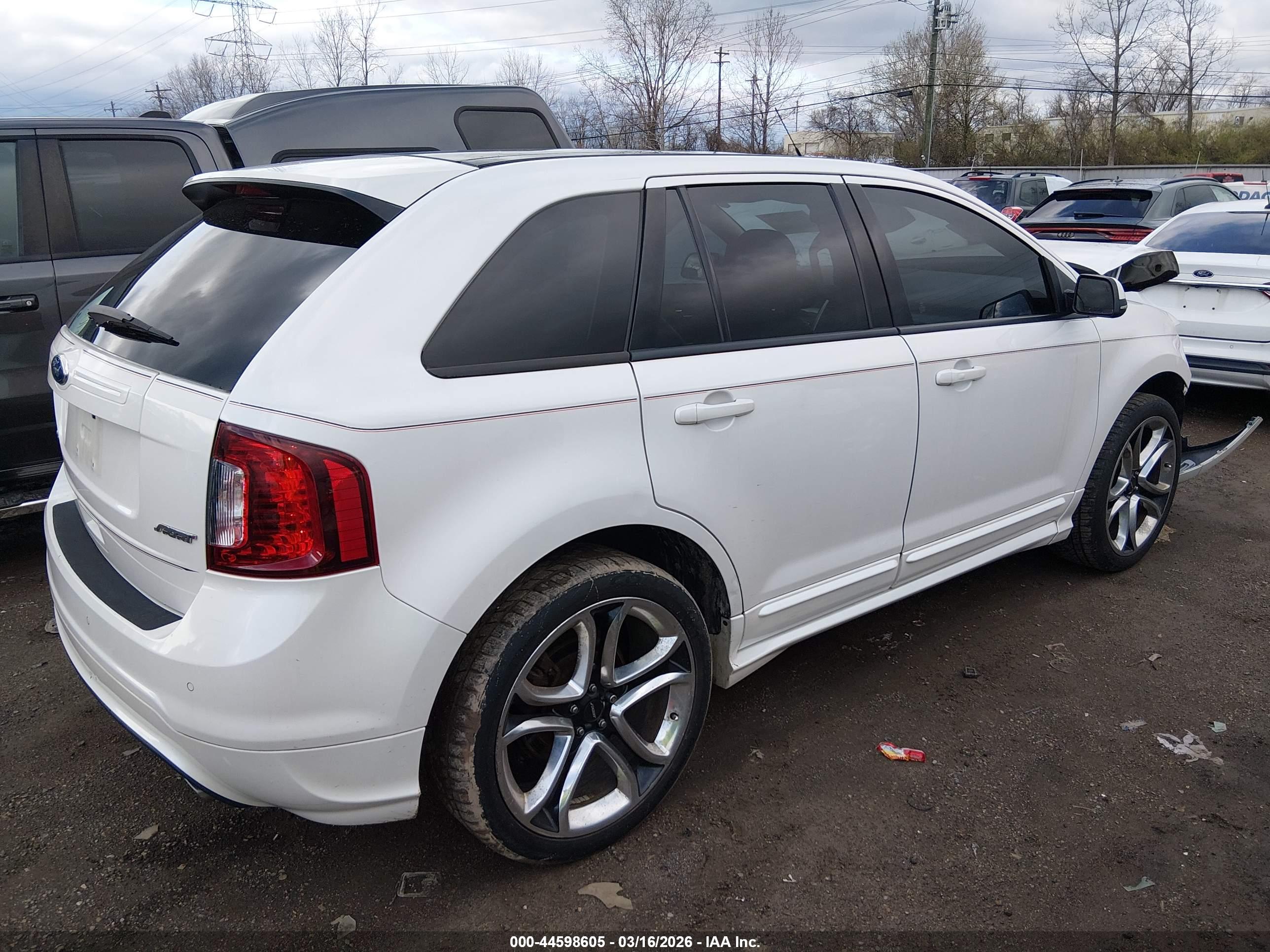 FORD EDGE image 4