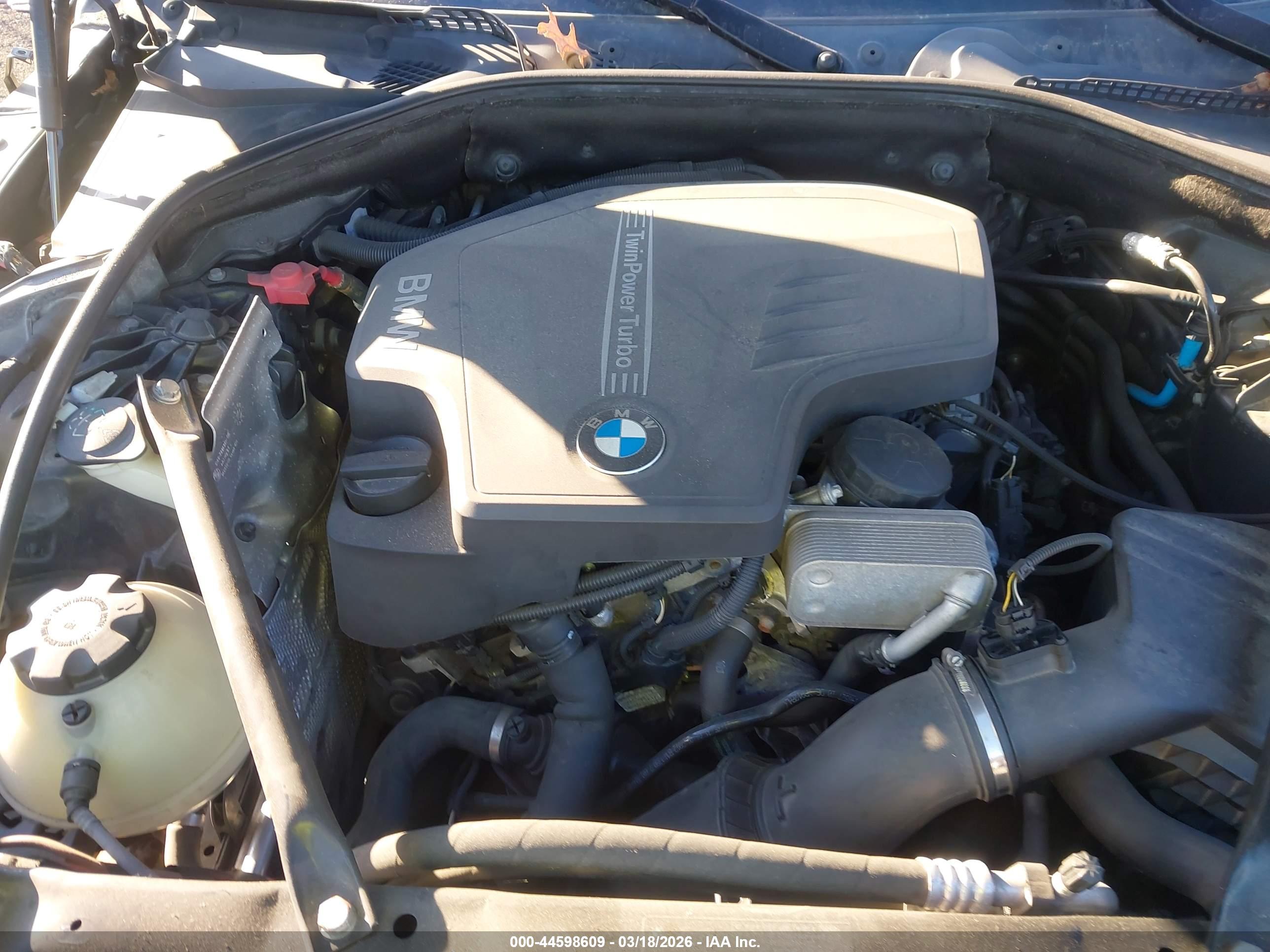 BMW 528I image 10
