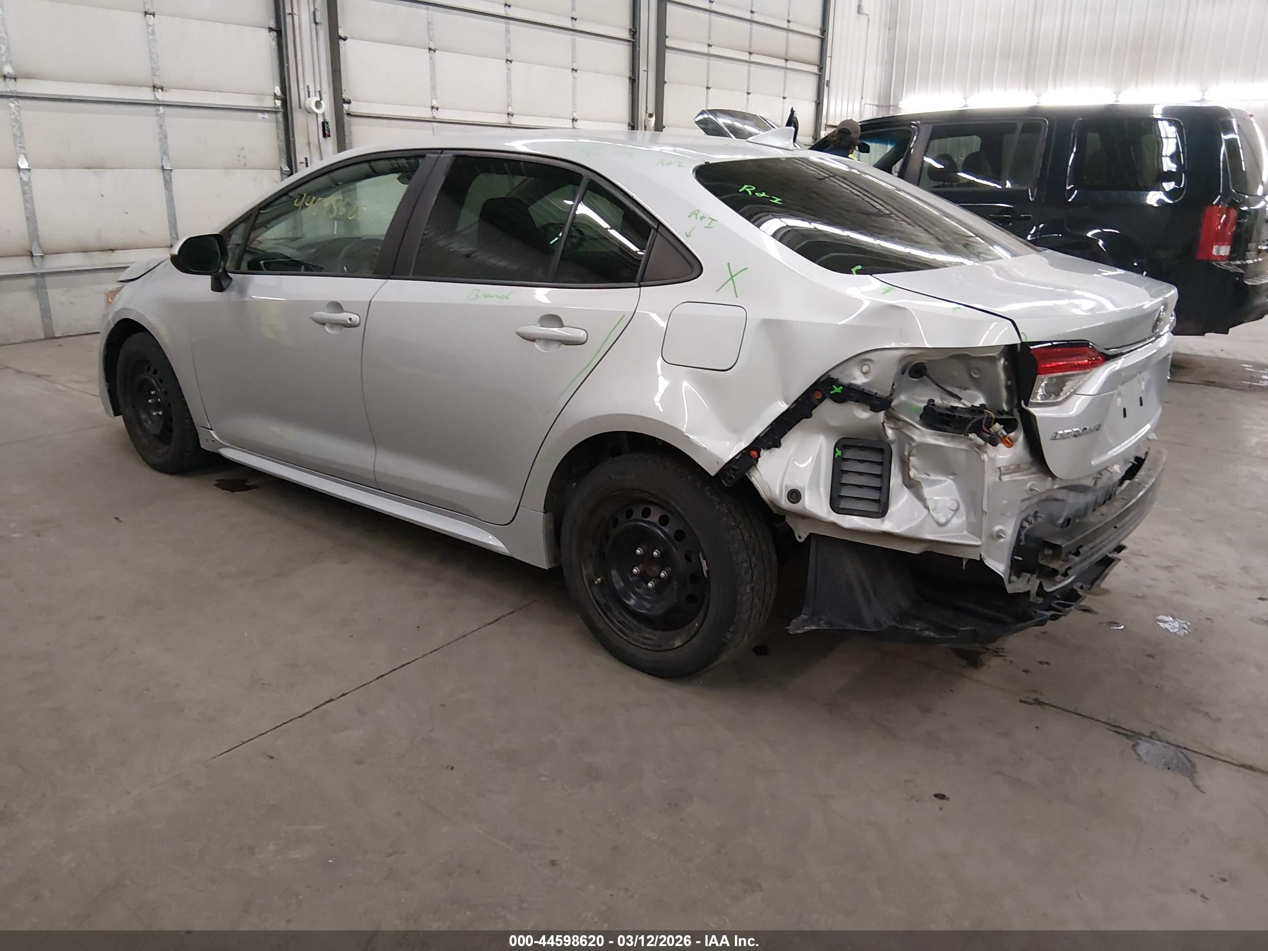 TOYOTA COROLLA image 3