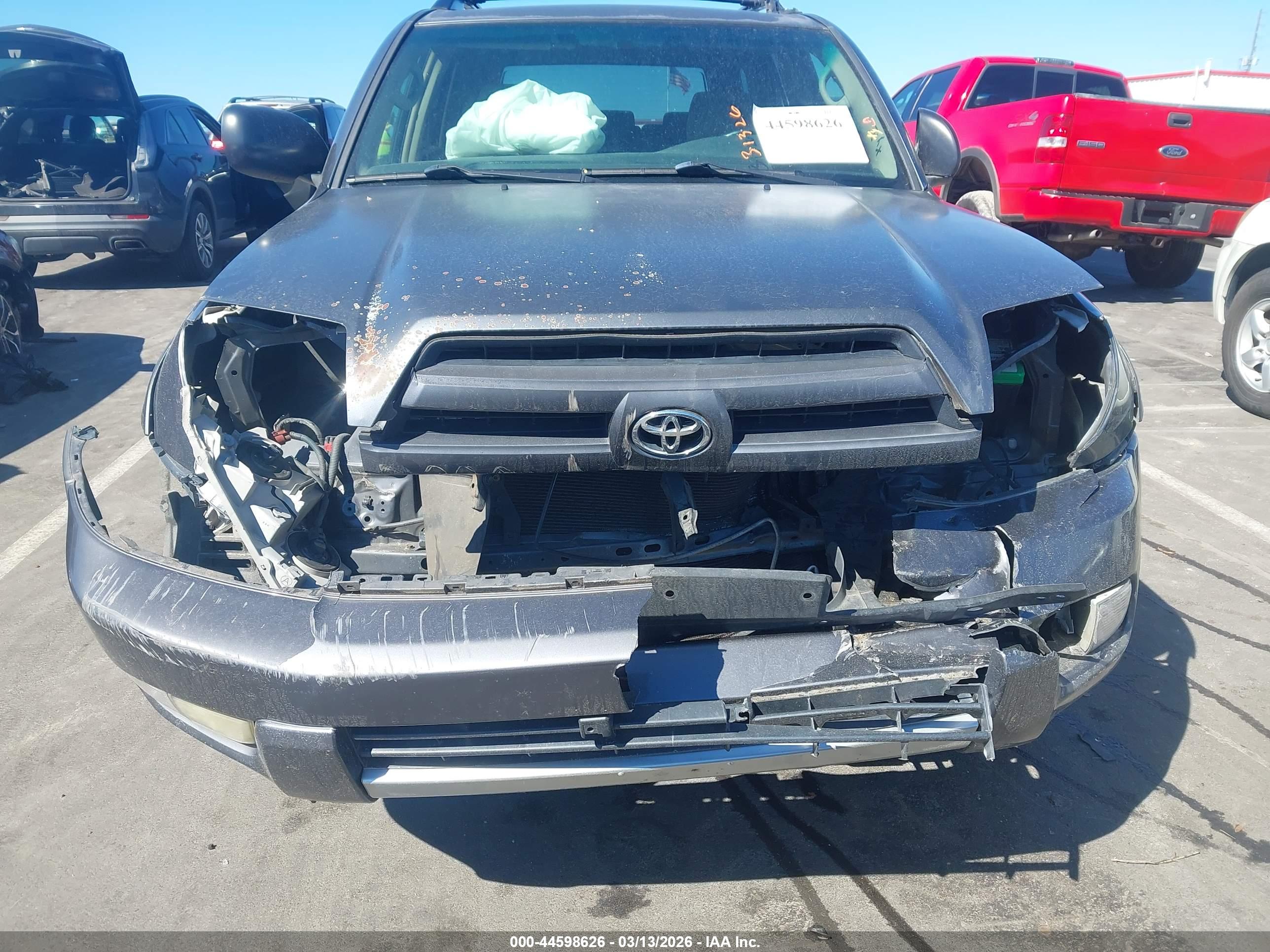 TOYOTA 4RUNNER image 6