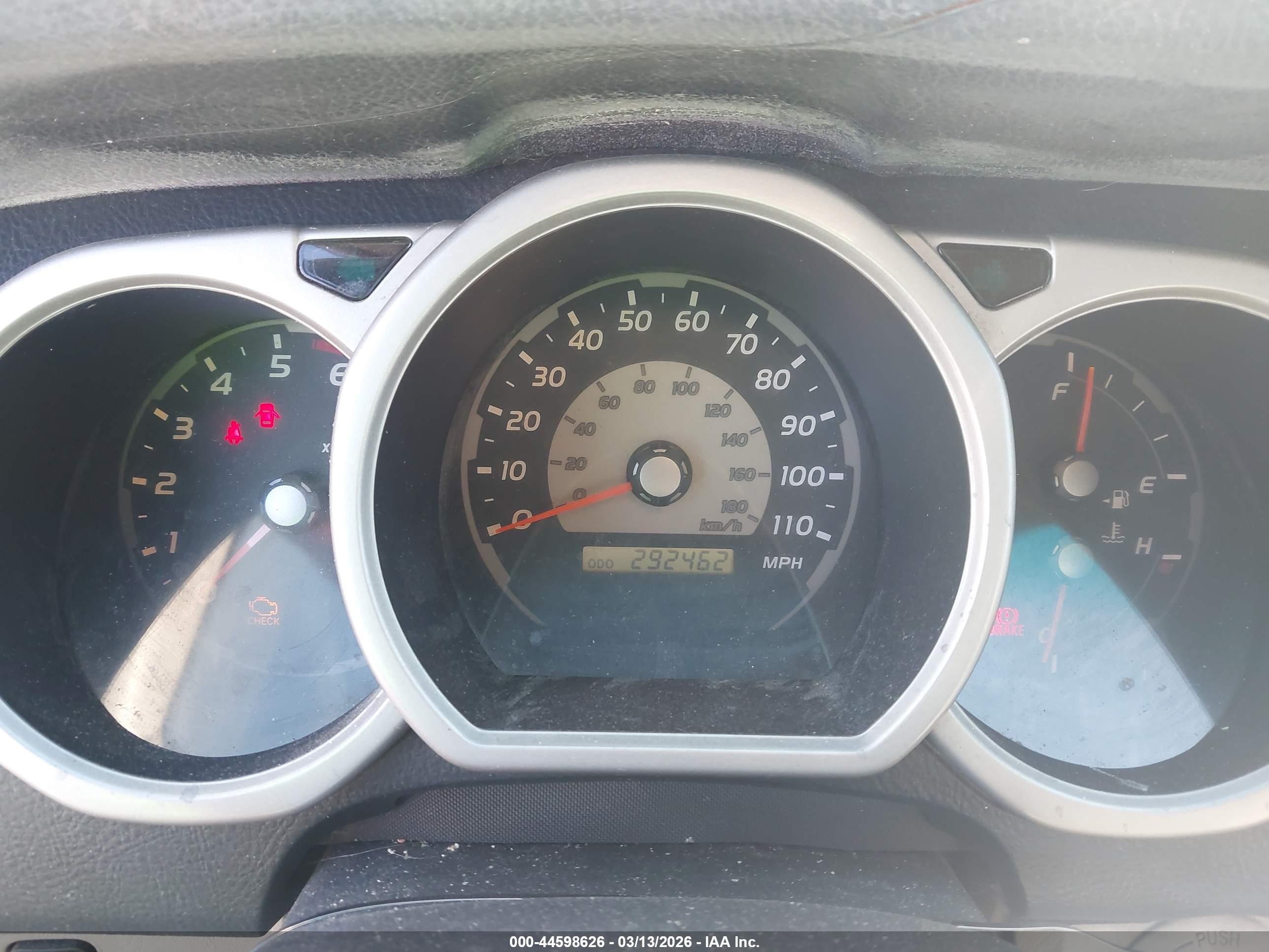TOYOTA 4RUNNER image 7