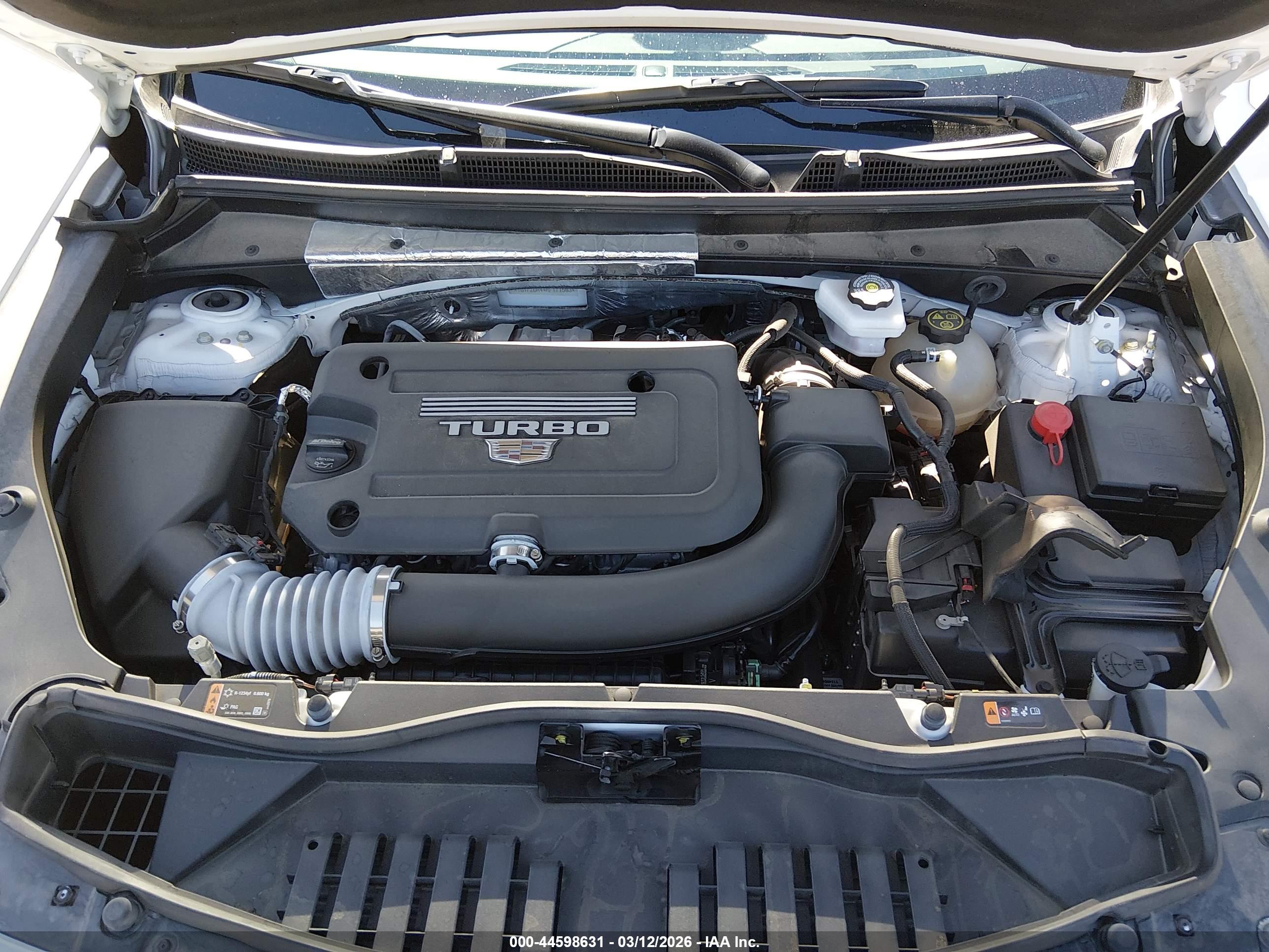 CADILLAC XT4 image 10