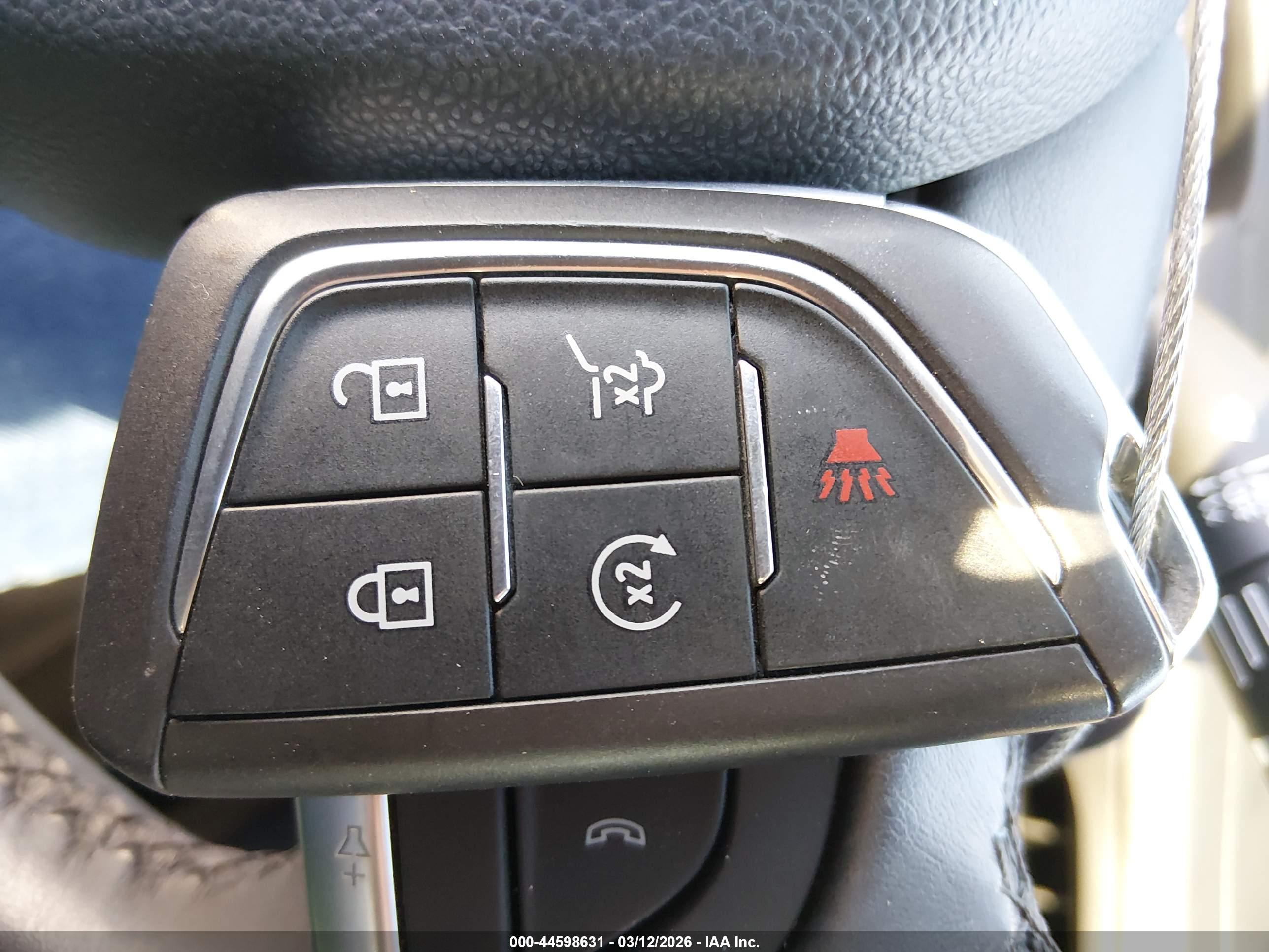 CADILLAC XT4 image 11
