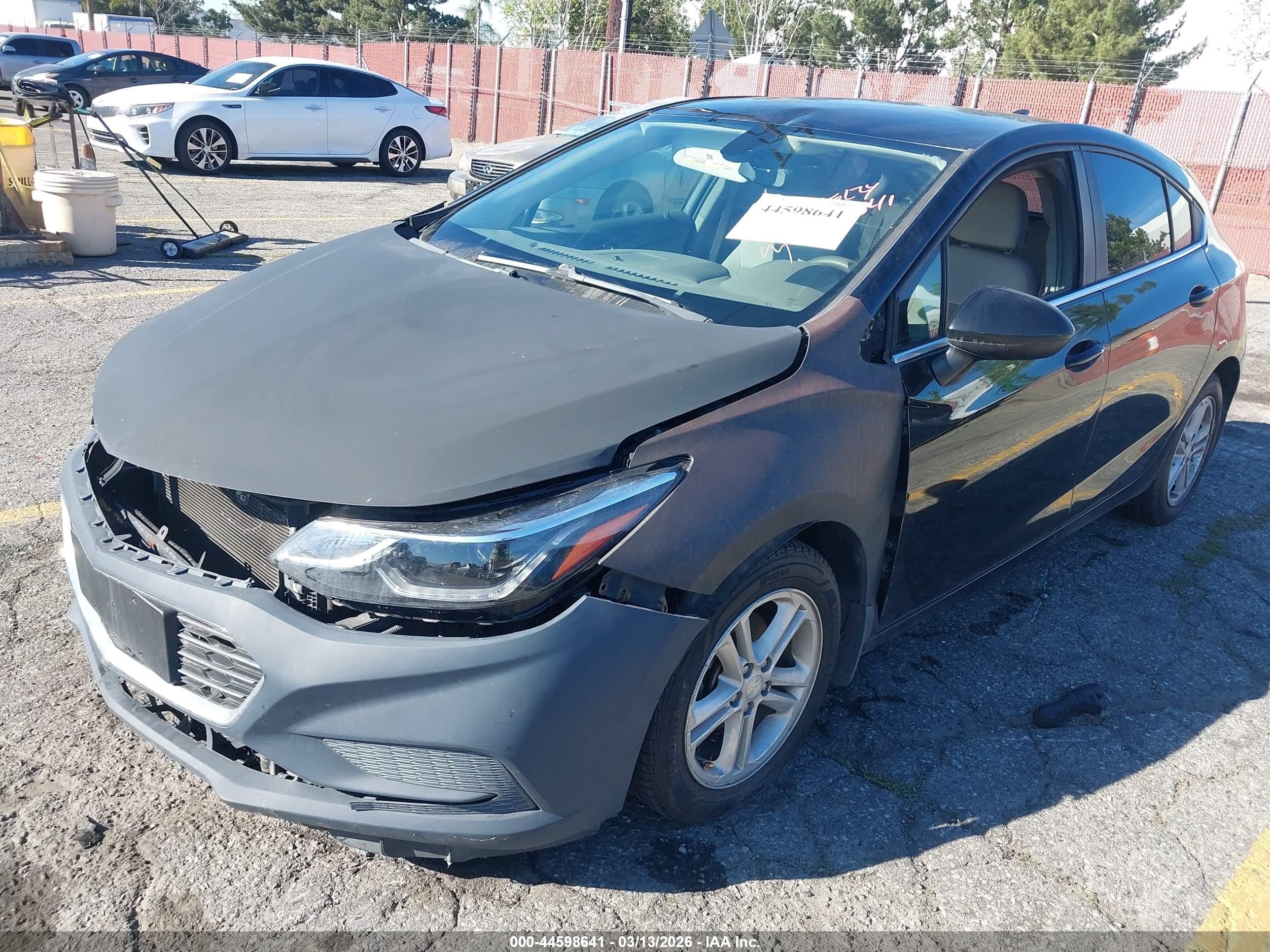 CHEVROLET CRUZE image 2