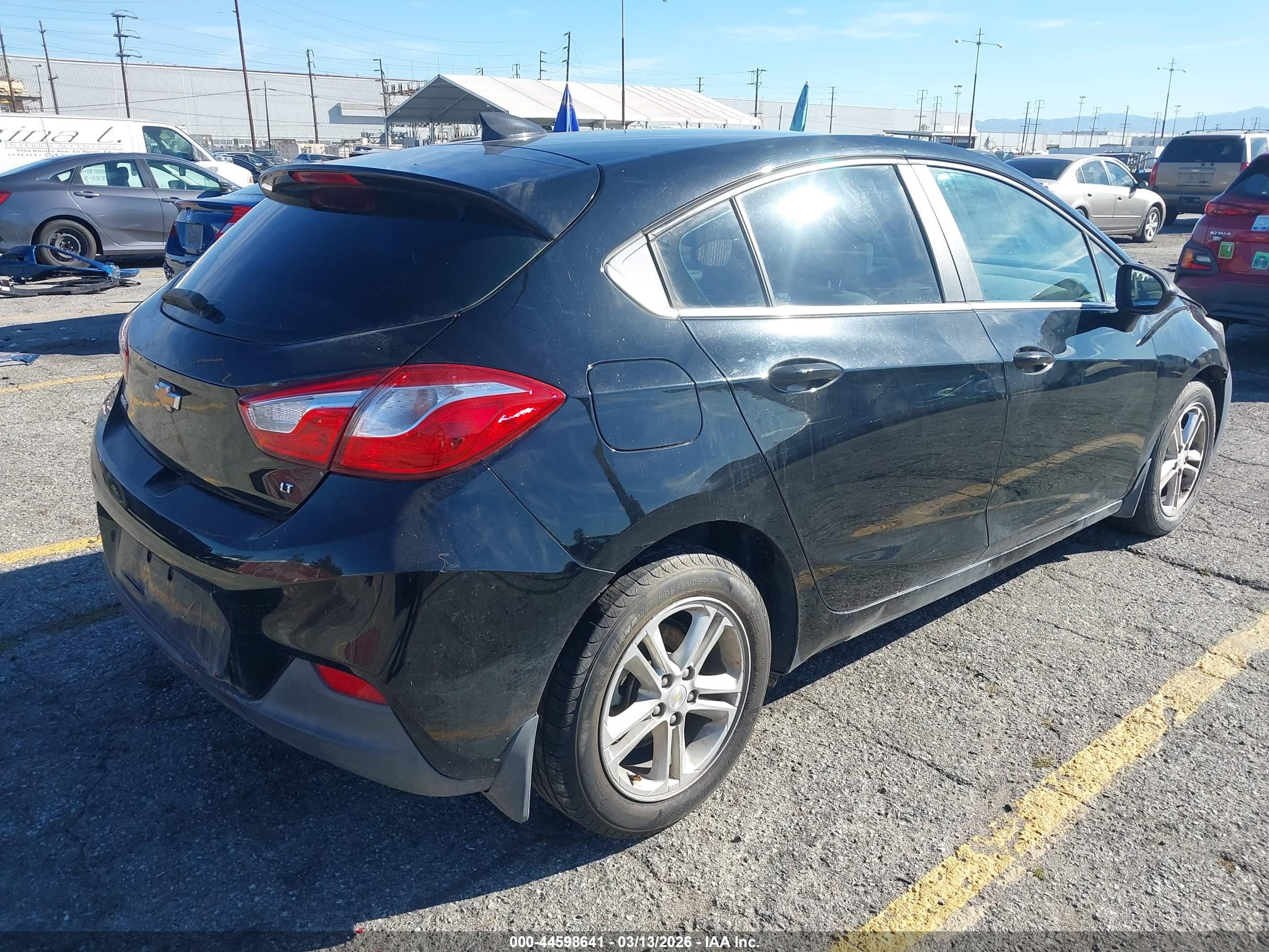 CHEVROLET CRUZE image 4