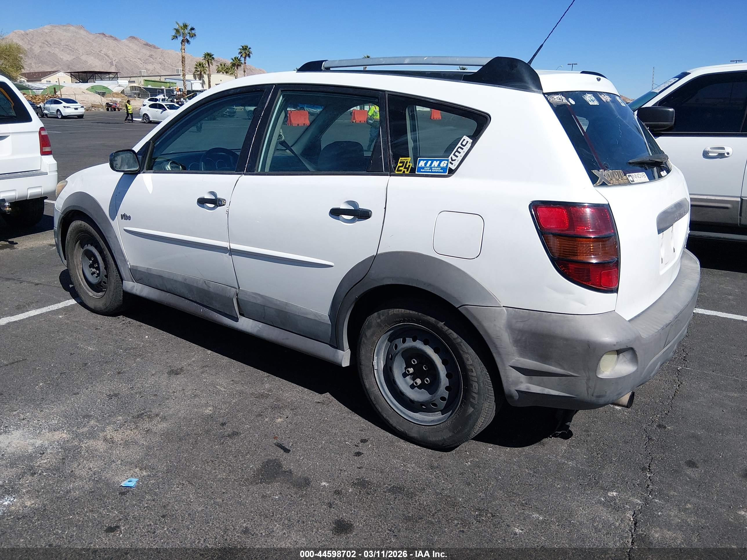 PONTIAC VIBE image 3