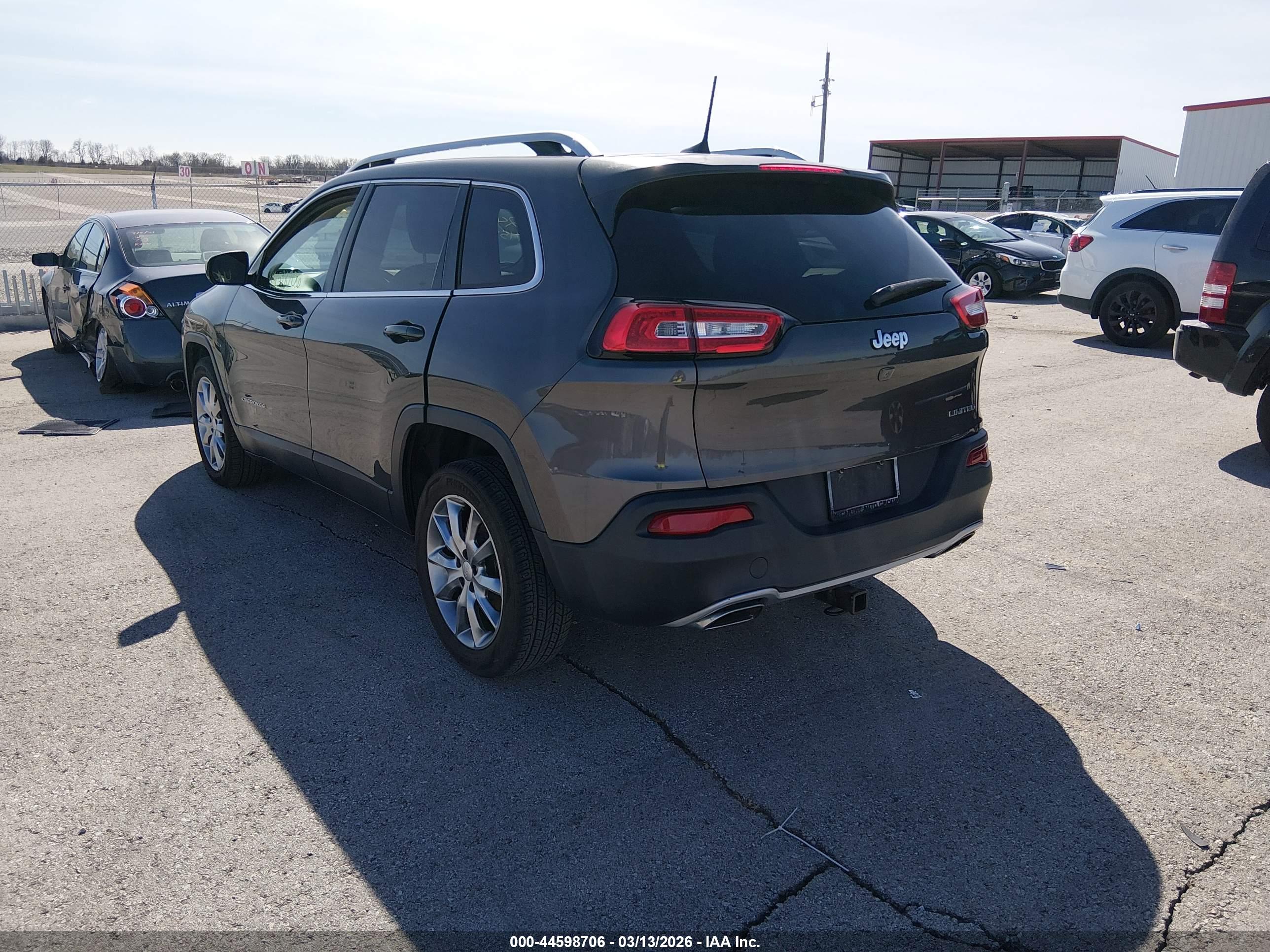 JEEP CHEROKEE image 3