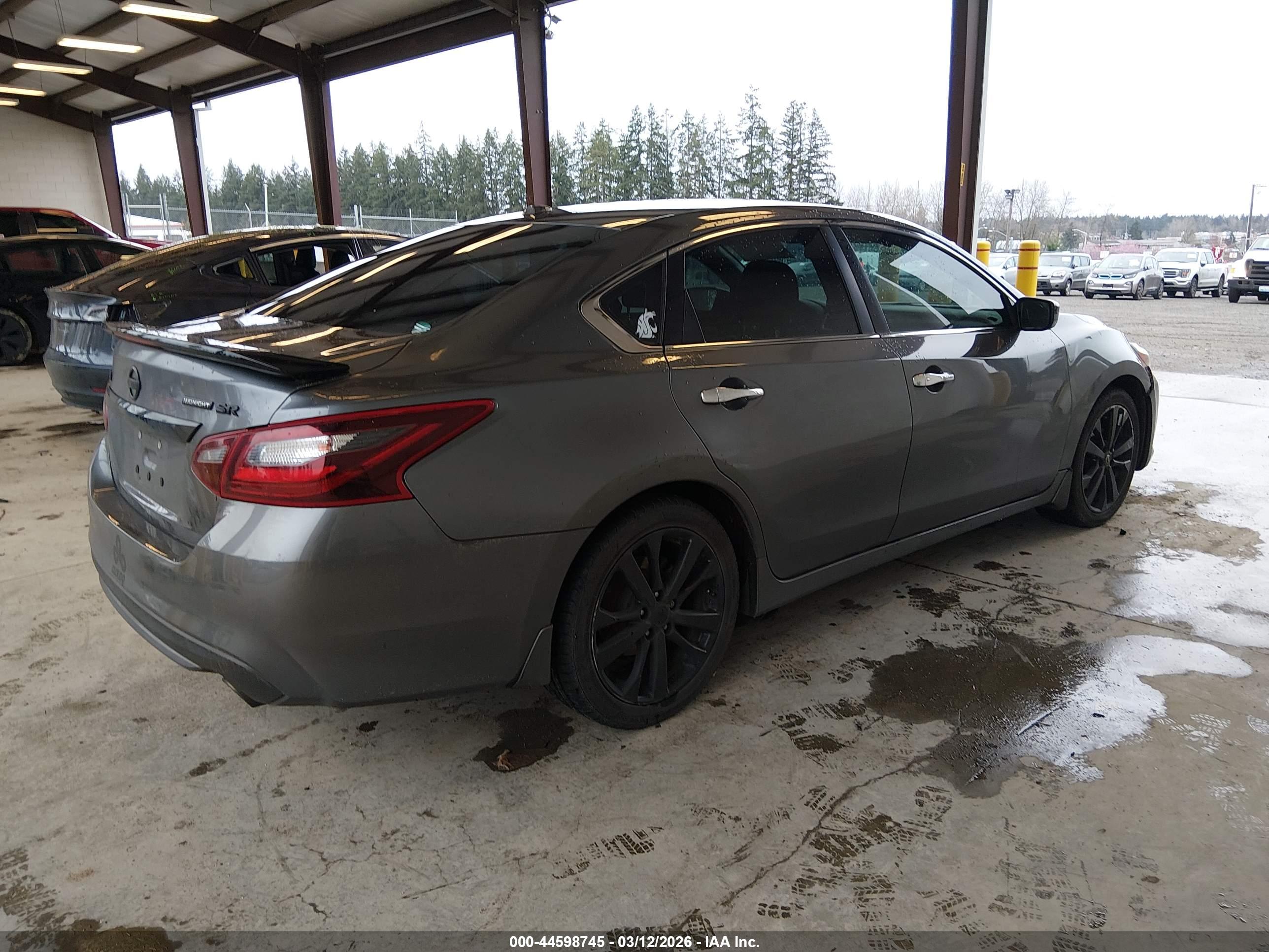 NISSAN ALTIMA image 4