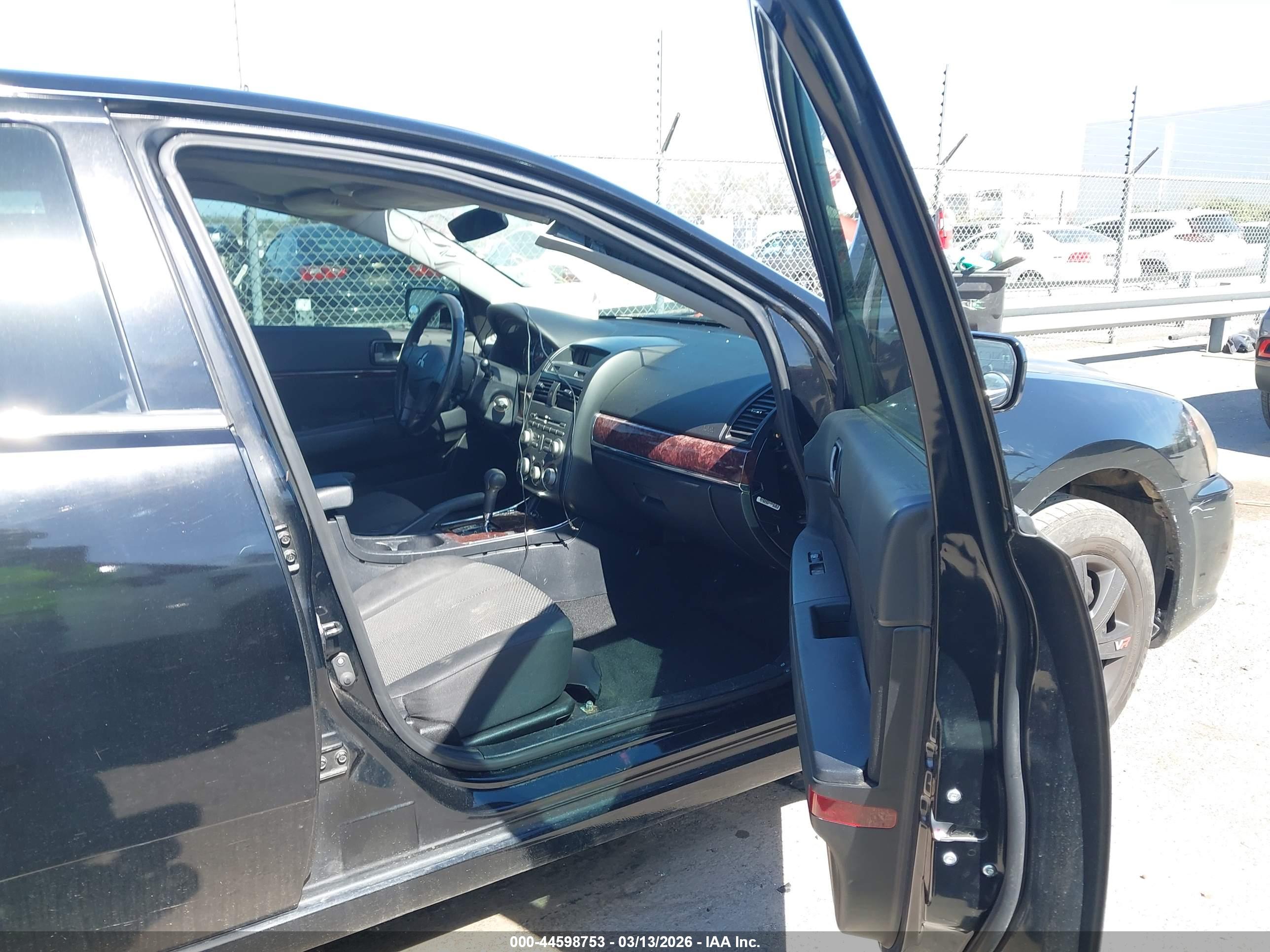 MITSUBISHI GALANT image 5