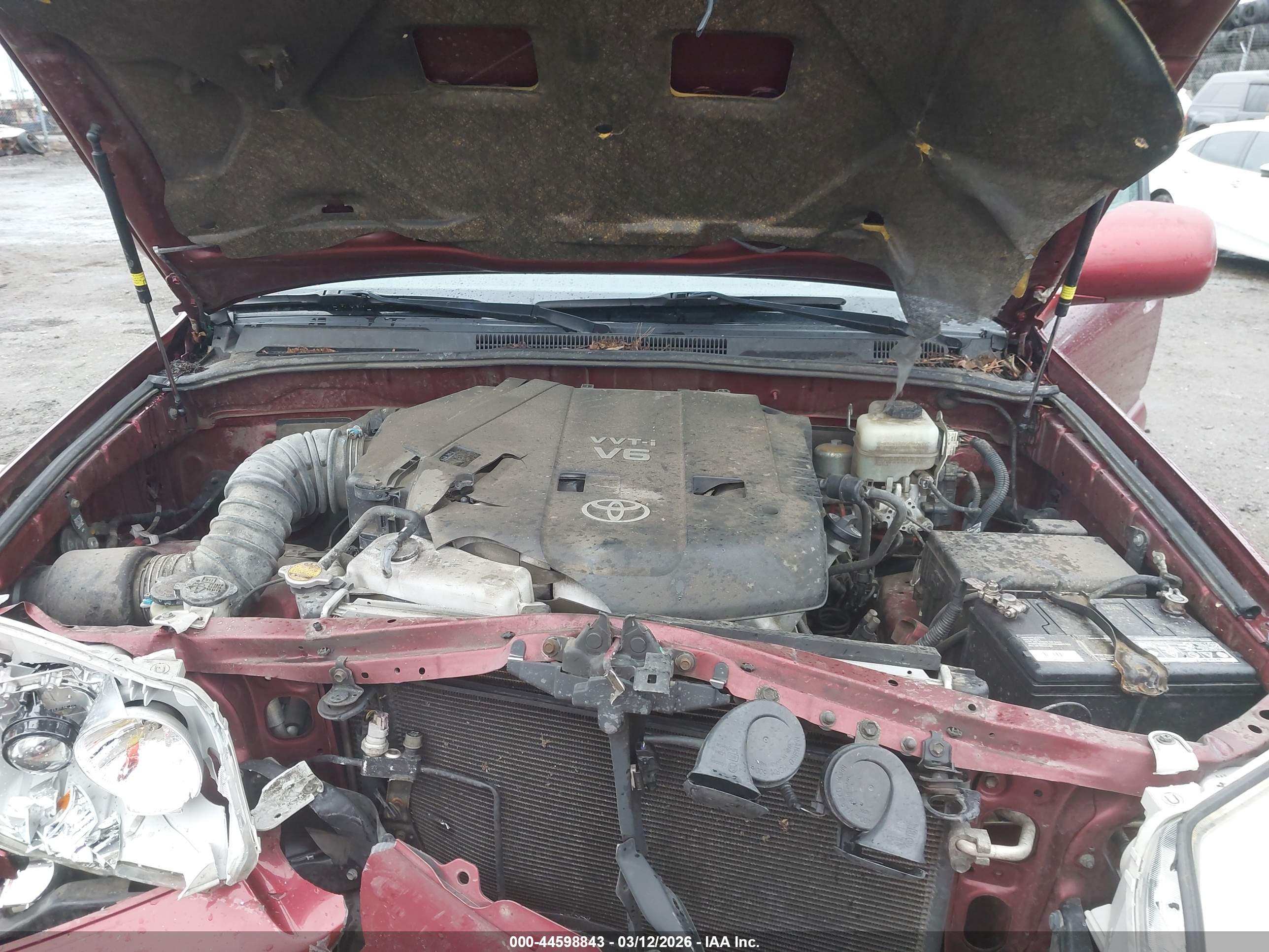 TOYOTA 4RUNNER image 10