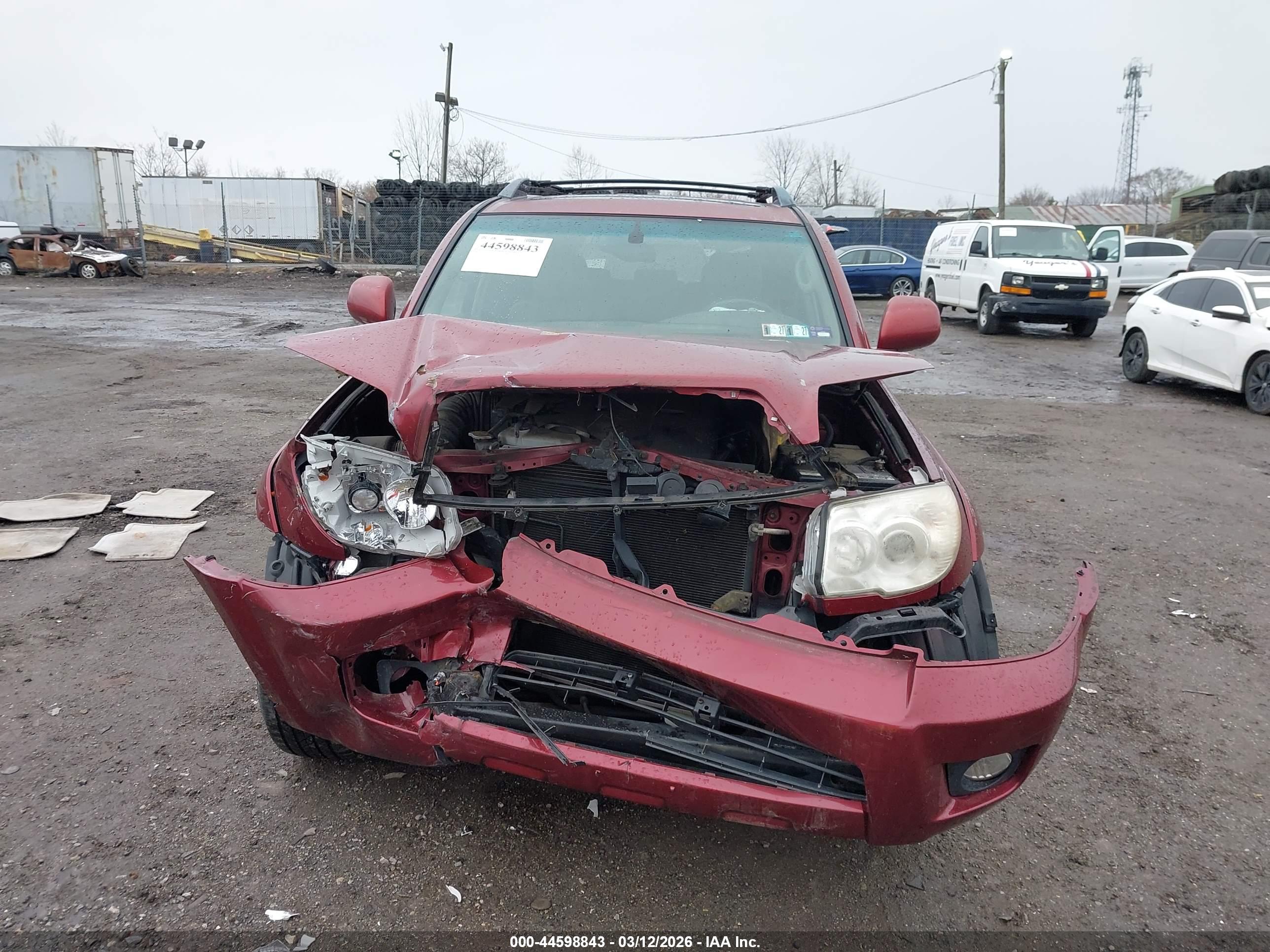 TOYOTA 4RUNNER image 6