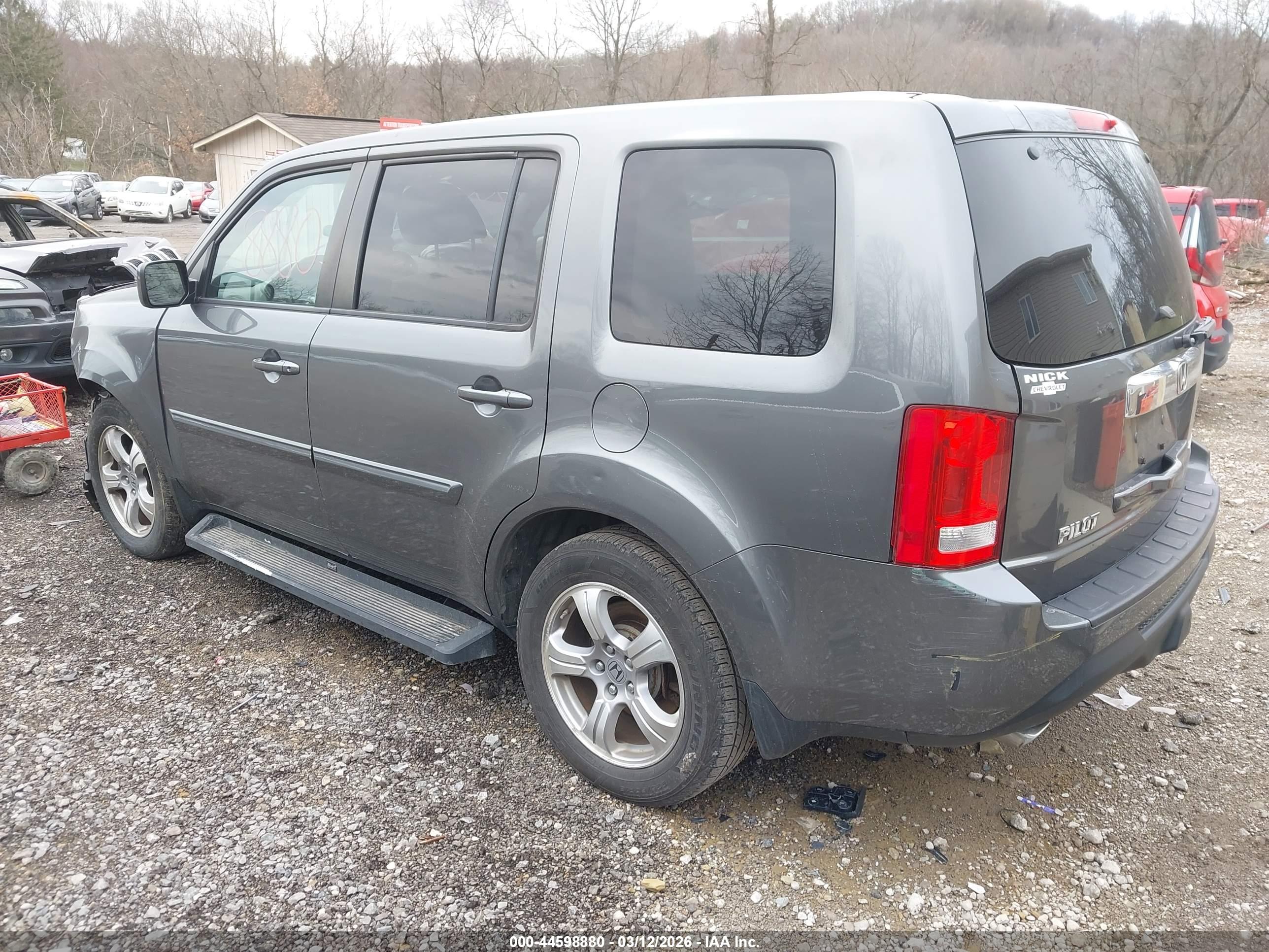 HONDA PILOT image 3