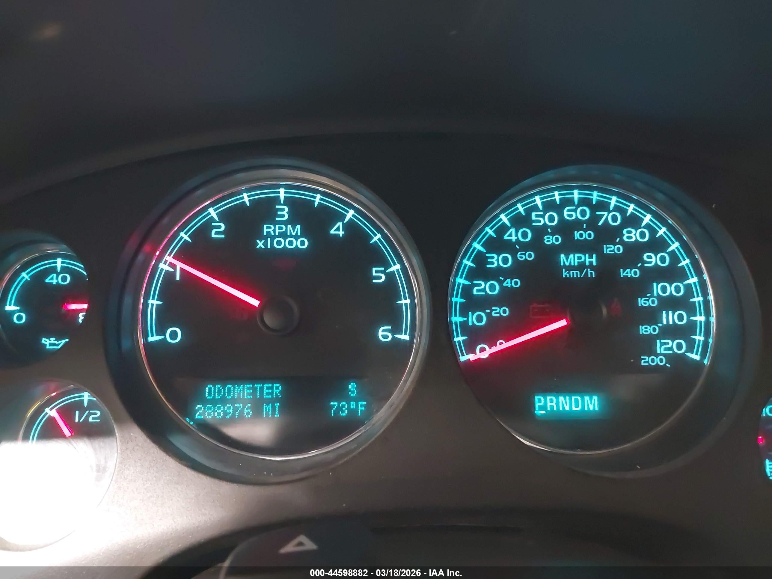 CHEVROLET SUBURBAN image 7