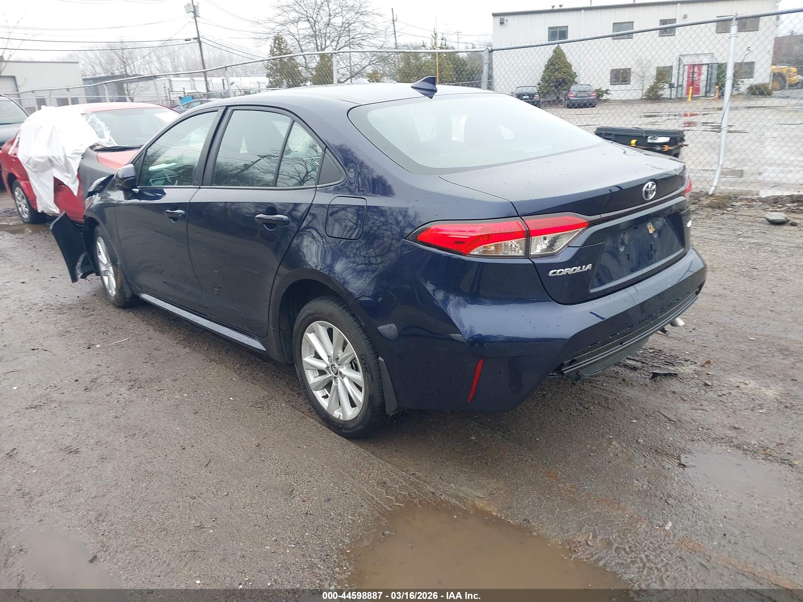 TOYOTA COROLLA image 3