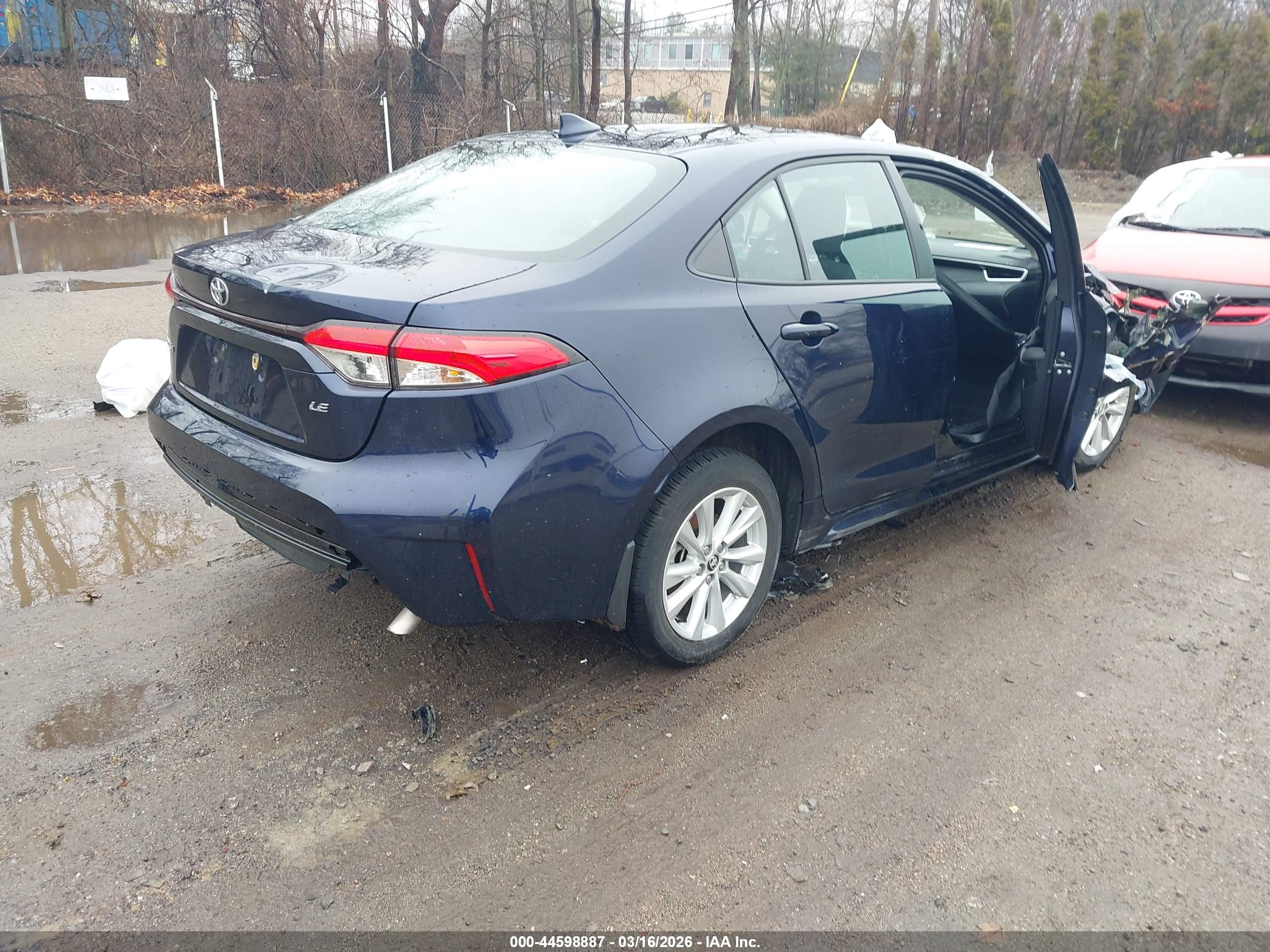 TOYOTA COROLLA image 4