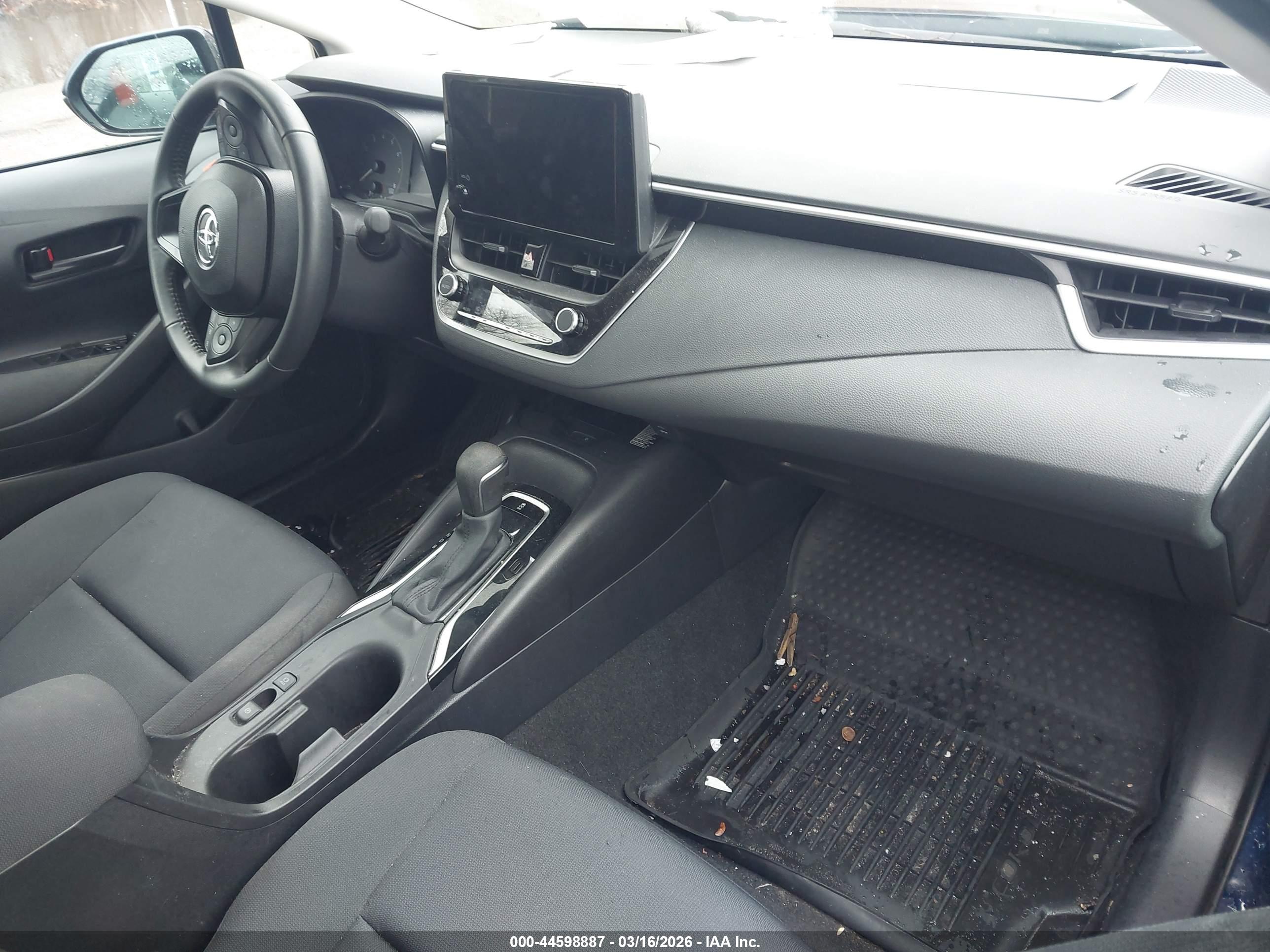 TOYOTA COROLLA image 5