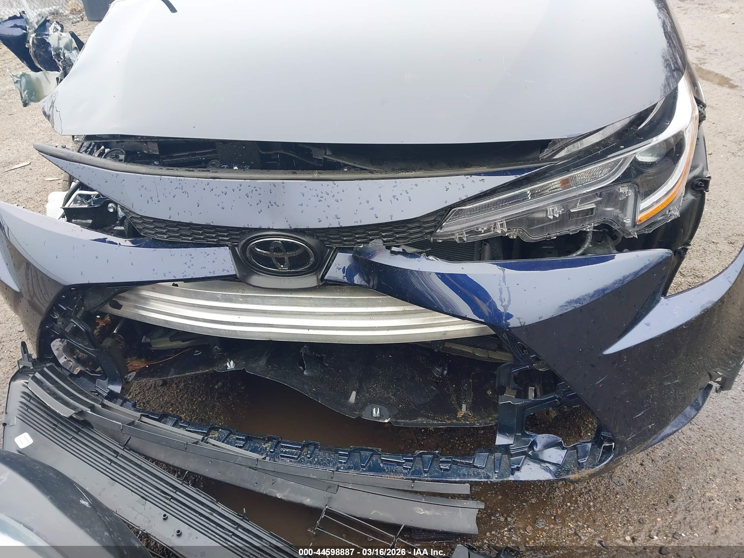TOYOTA COROLLA image 6