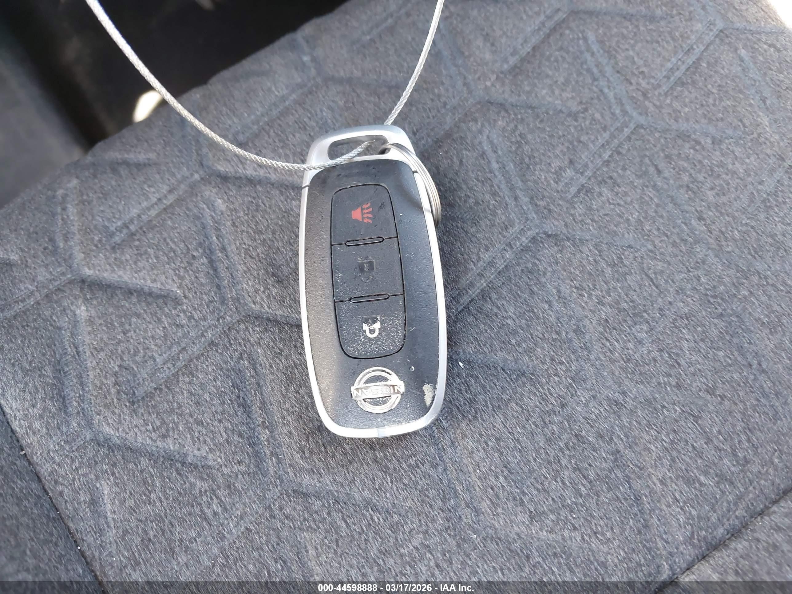 NISSAN KICKS image 11