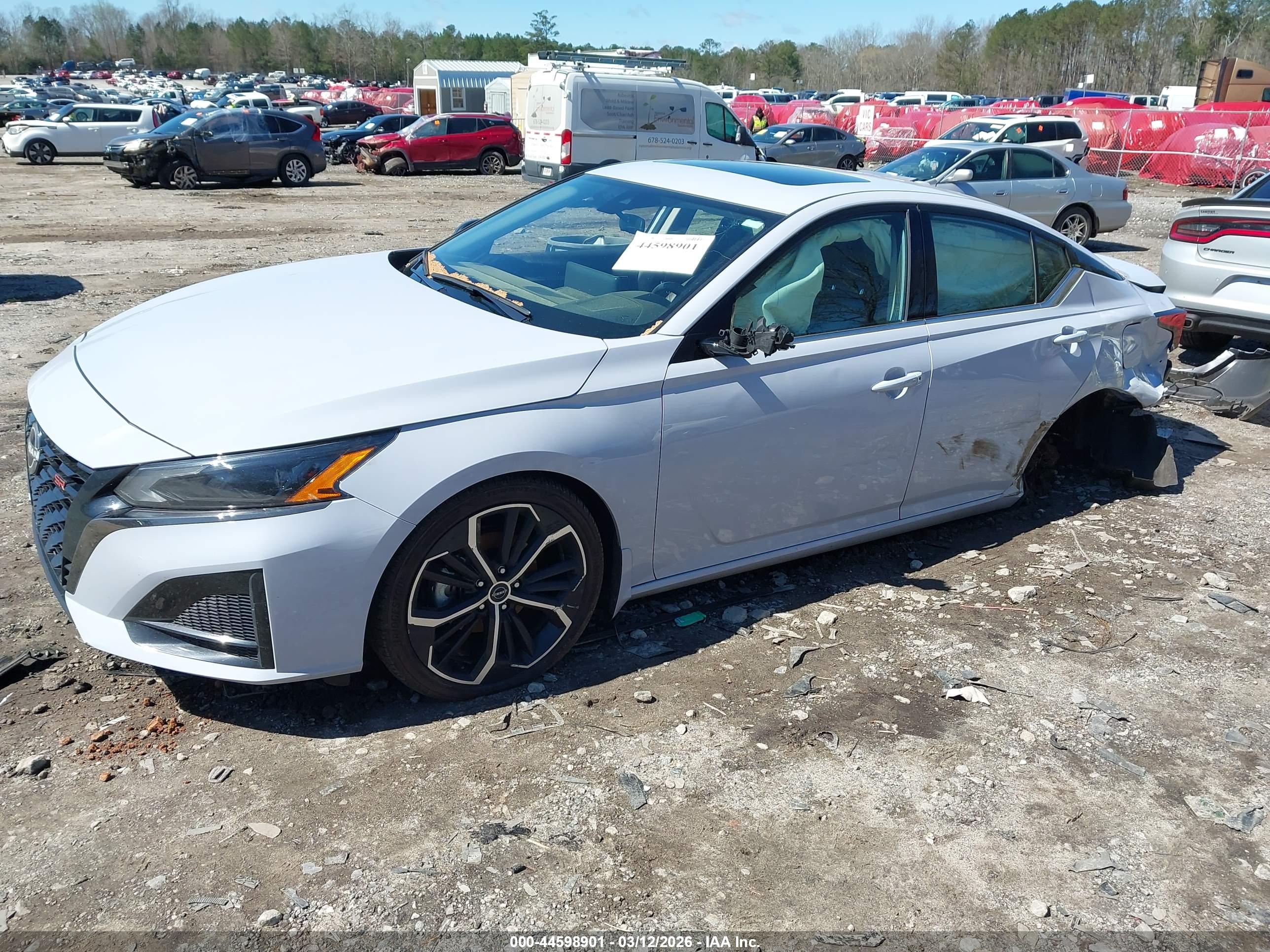 NISSAN ALTIMA image 2