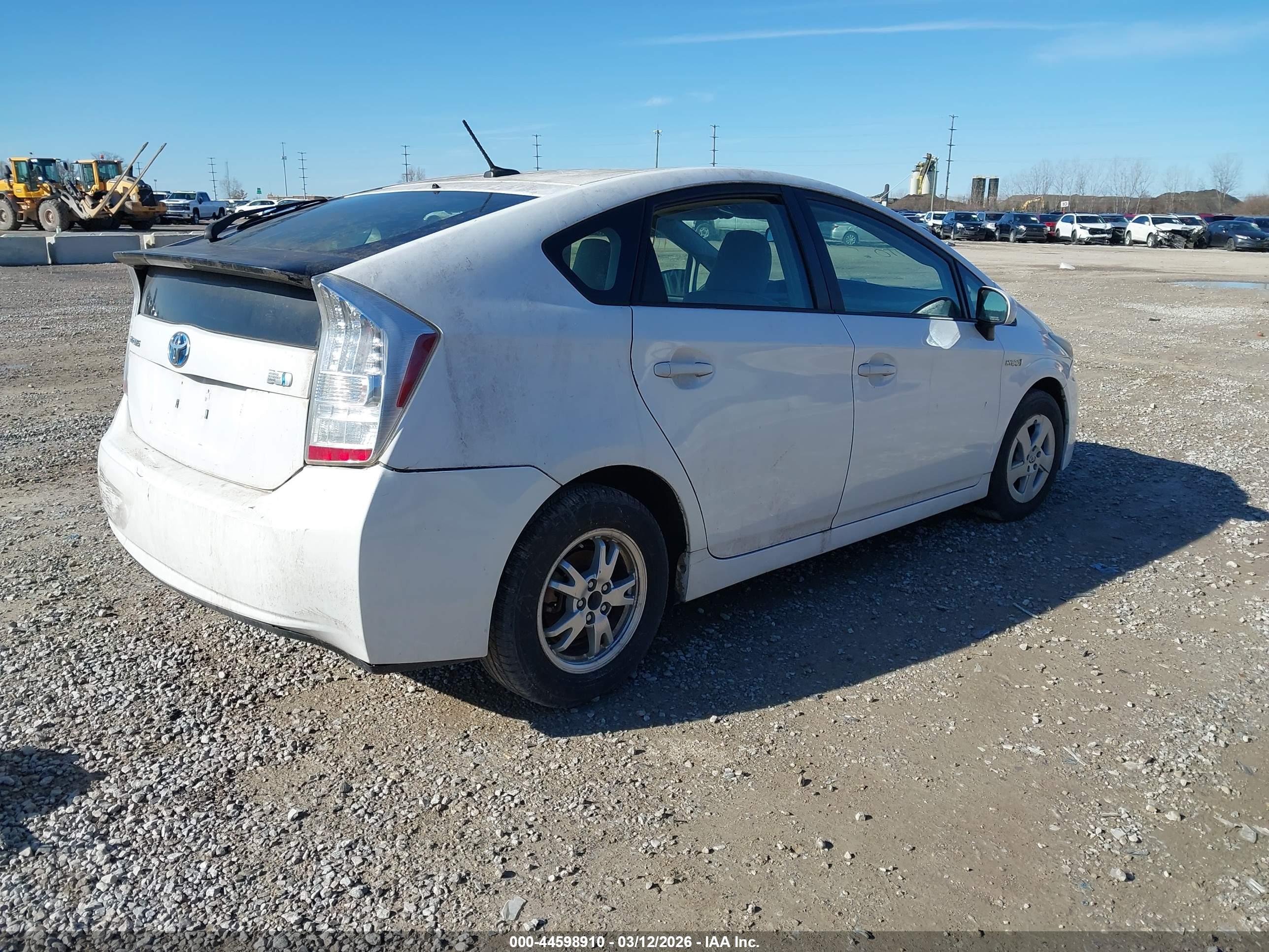 TOYOTA PRIUS image 4