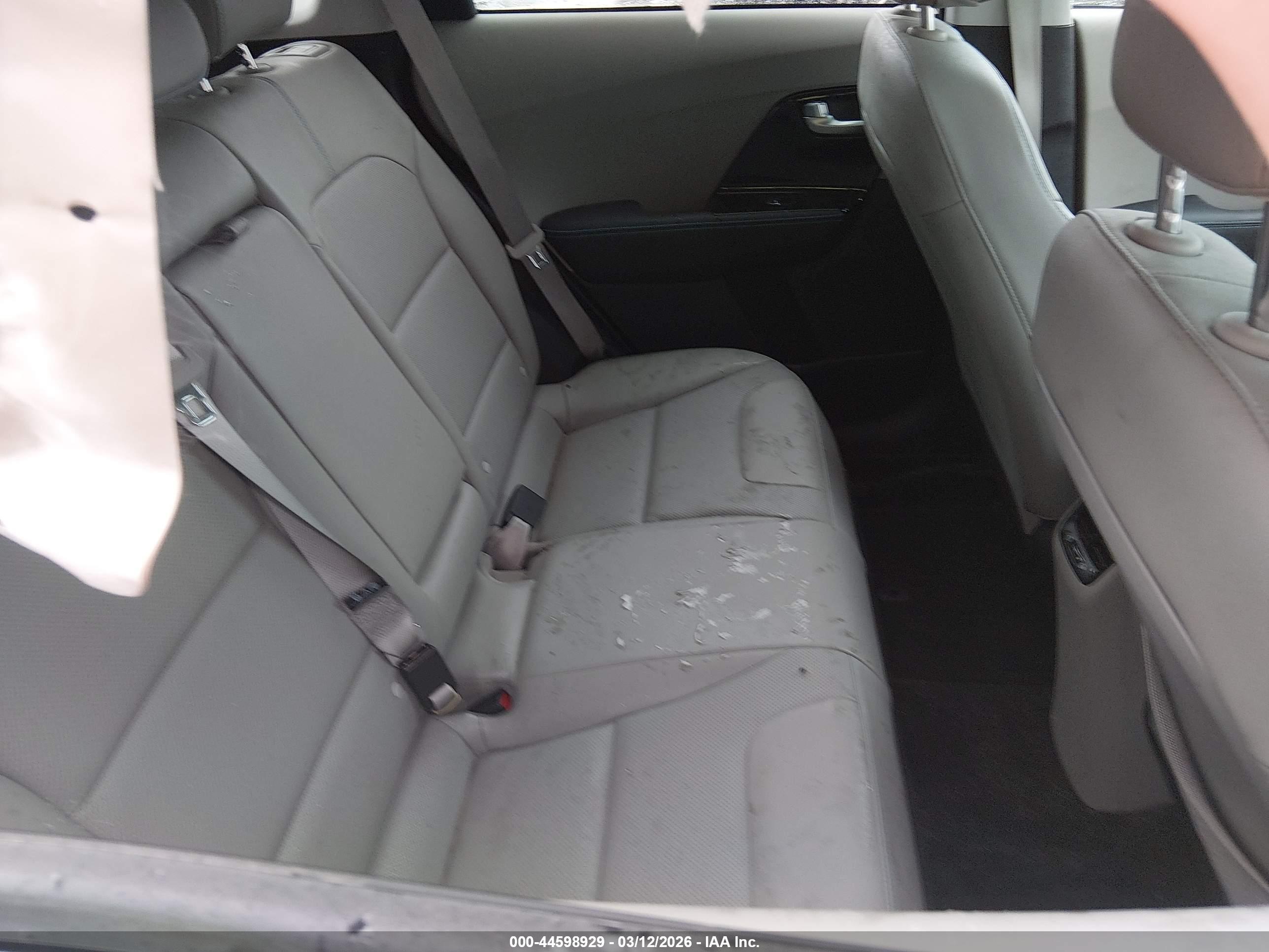 KIA NIRO image 8