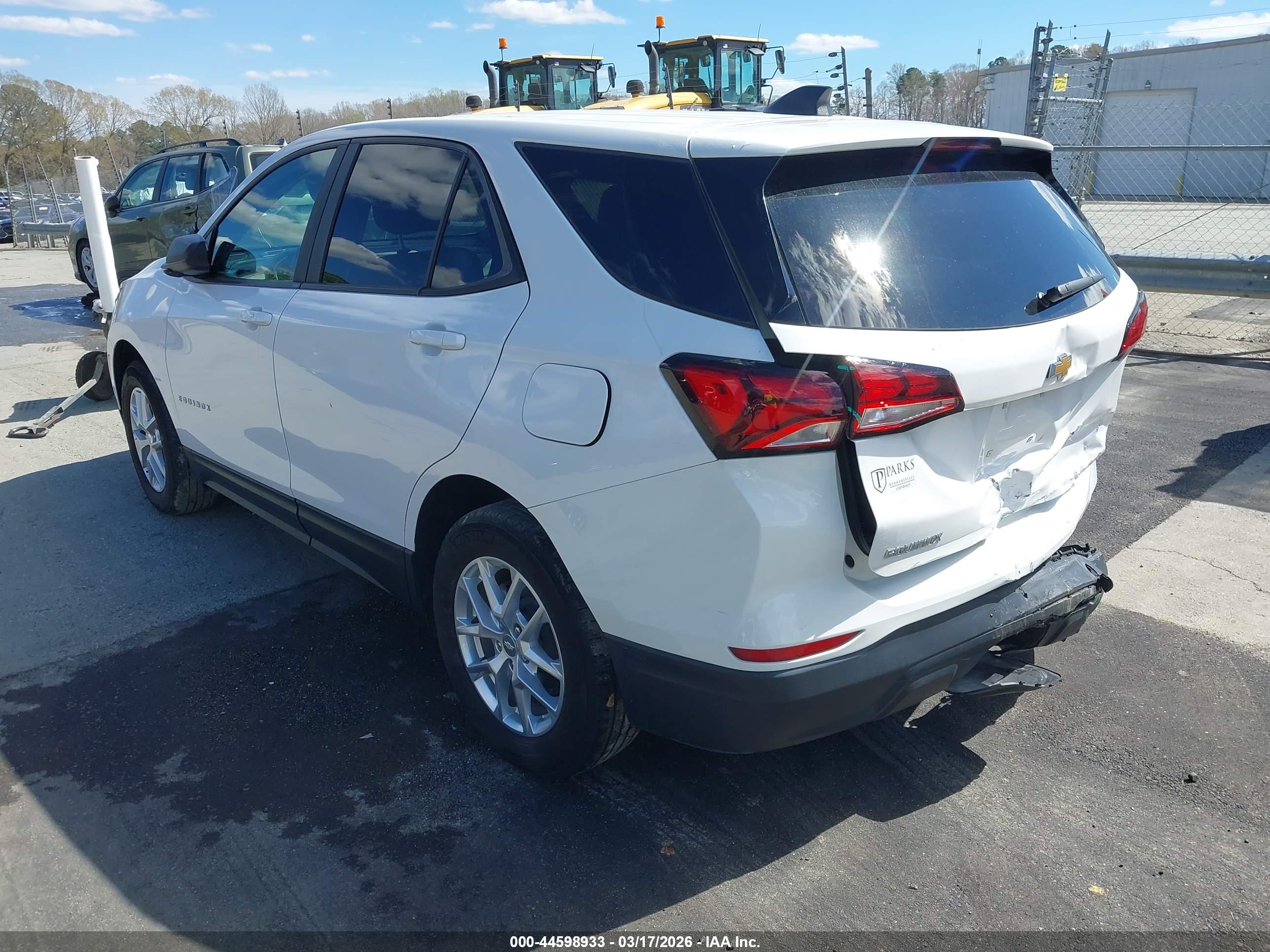 CHEVROLET EQUINOX image 3