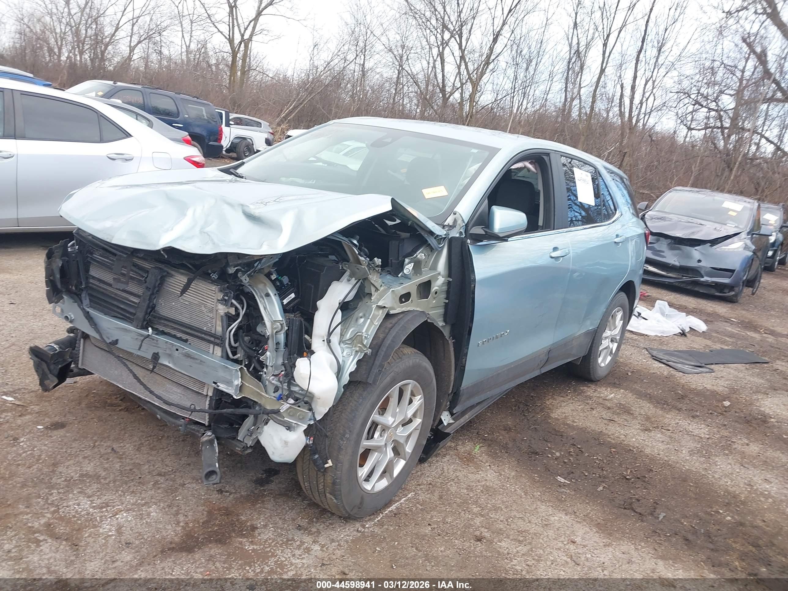 CHEVROLET EQUINOX image 2