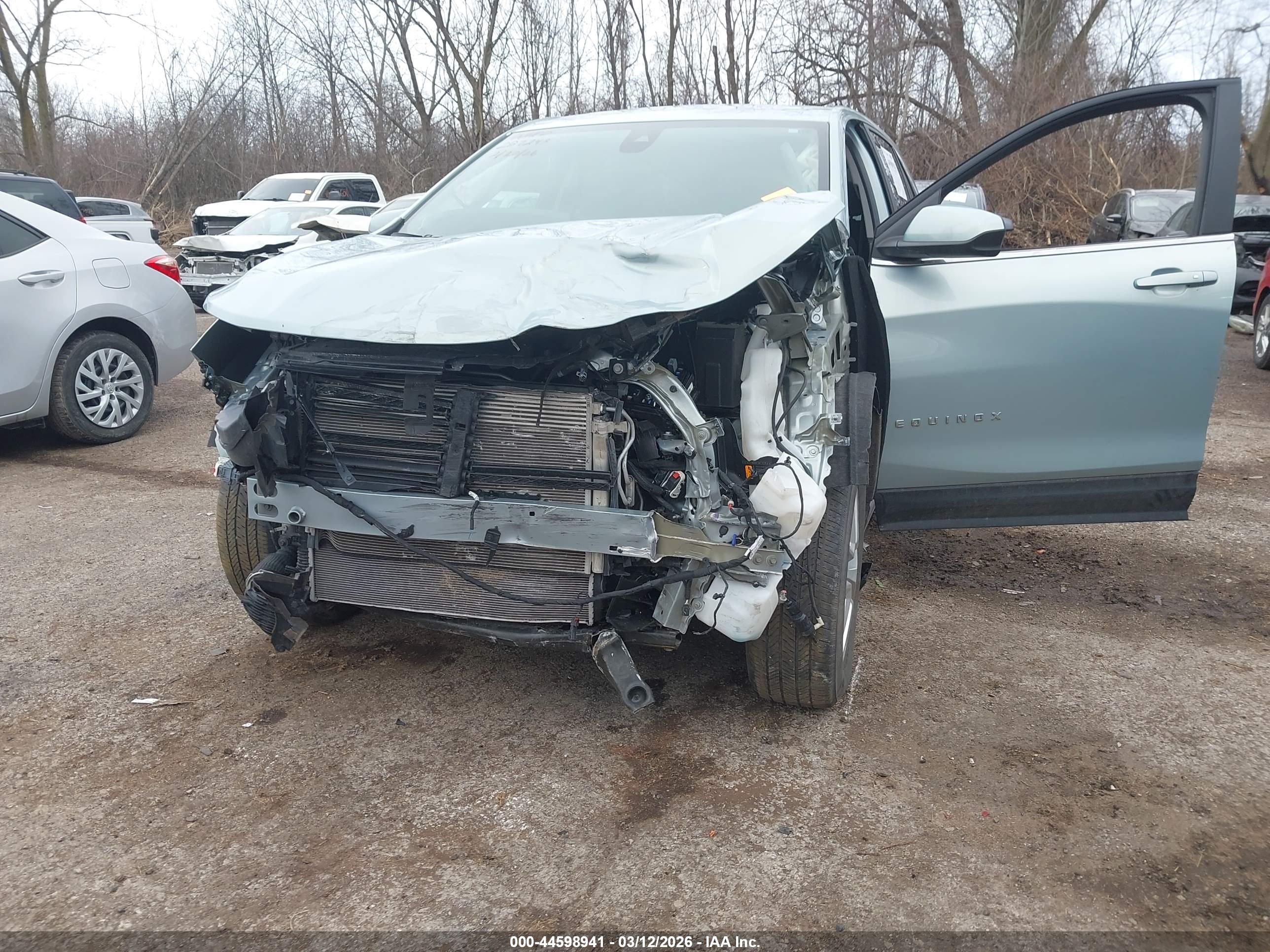 CHEVROLET EQUINOX image 6