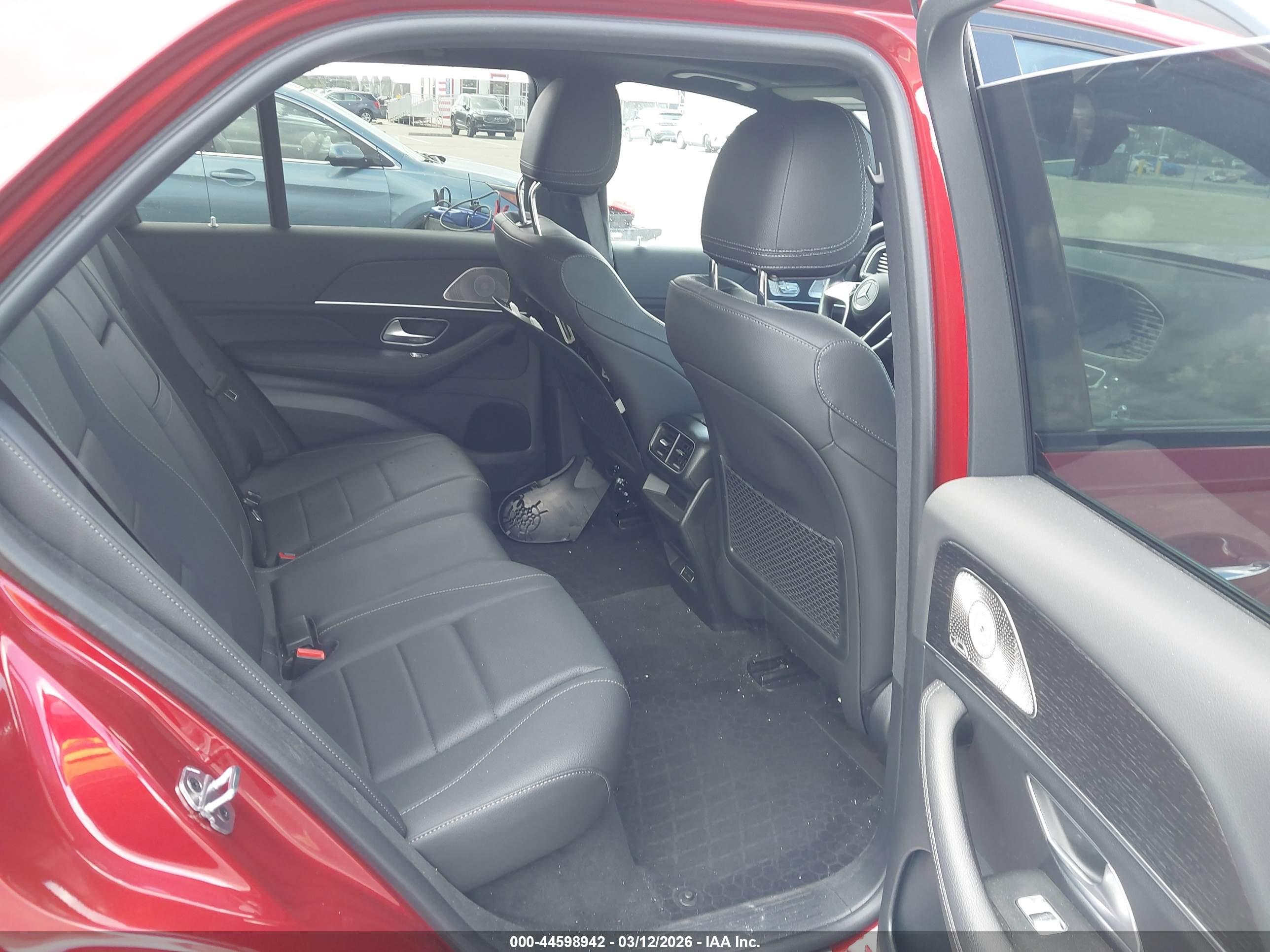 MERCEDES-BENZ GLE image 8