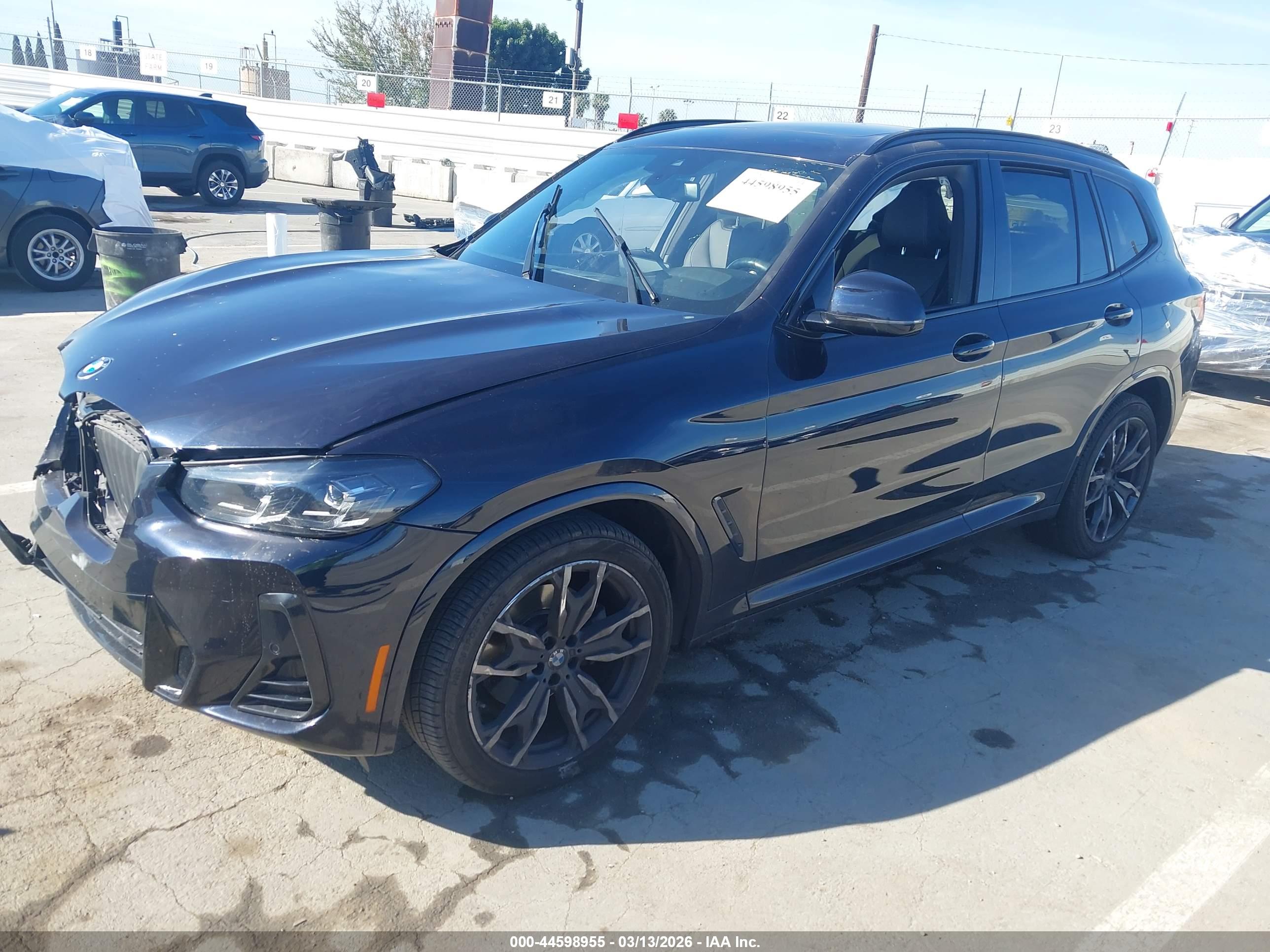 BMW X3 image 2