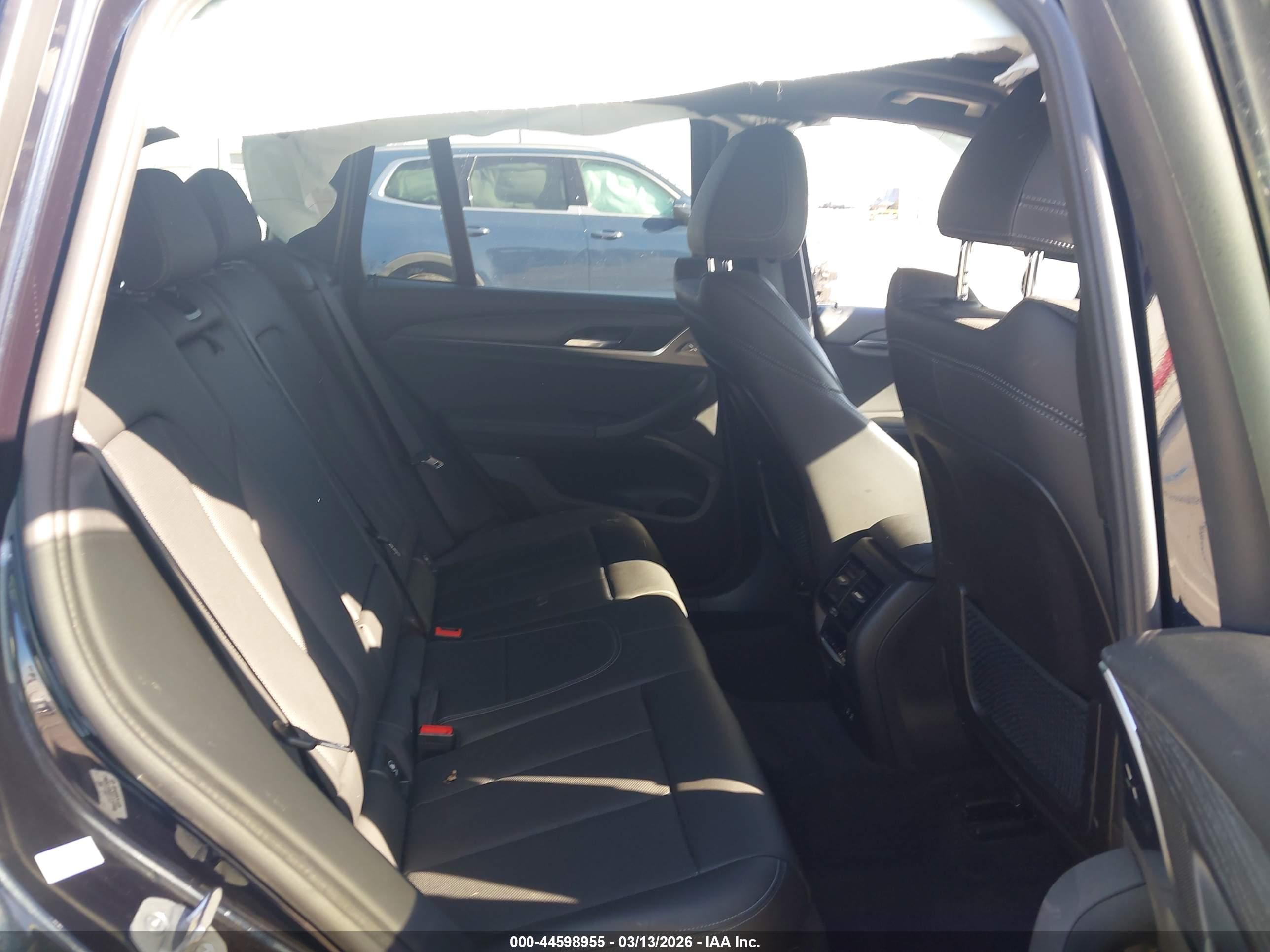 BMW X3 image 8