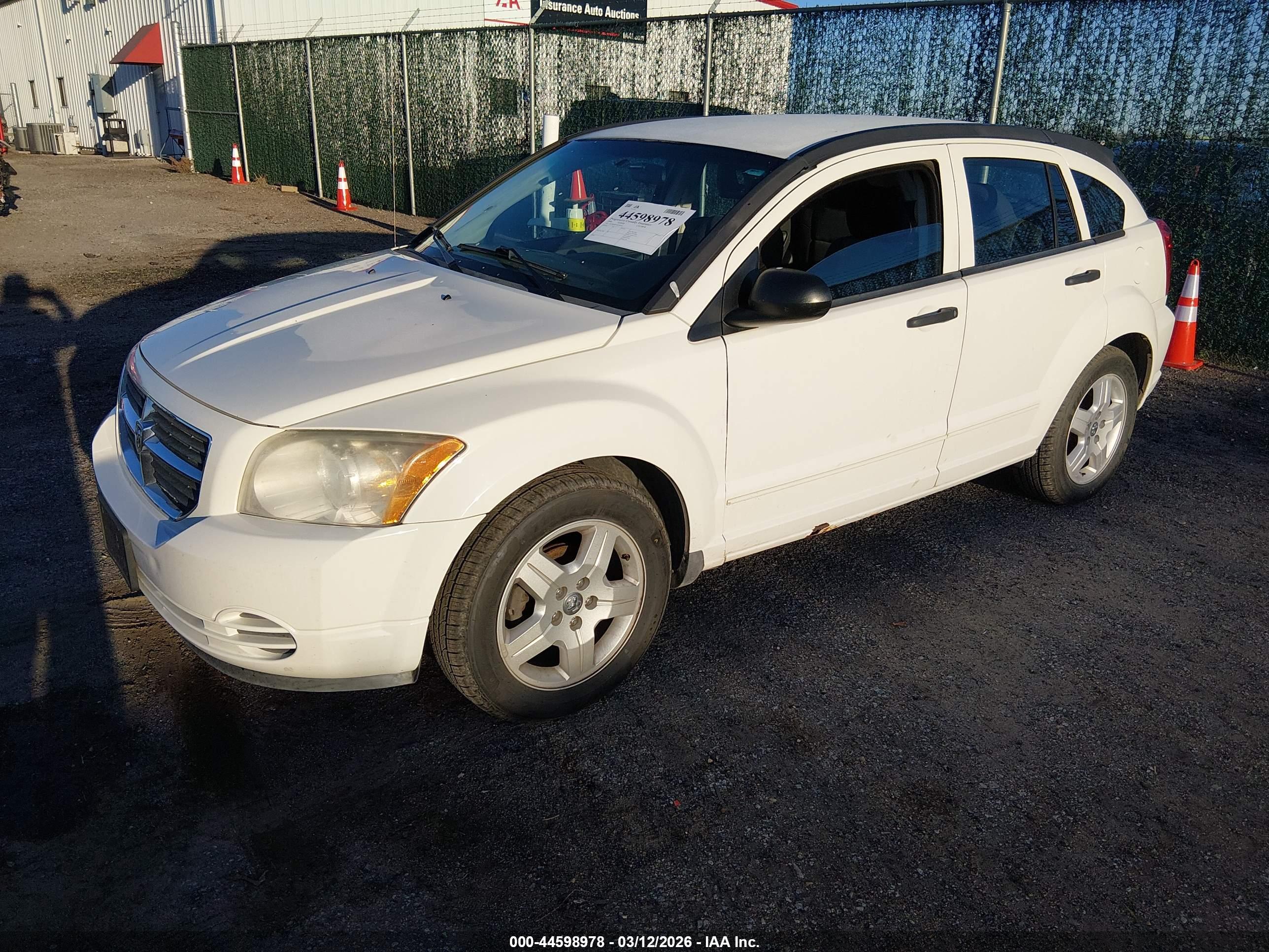DODGE CALIBER image 2
