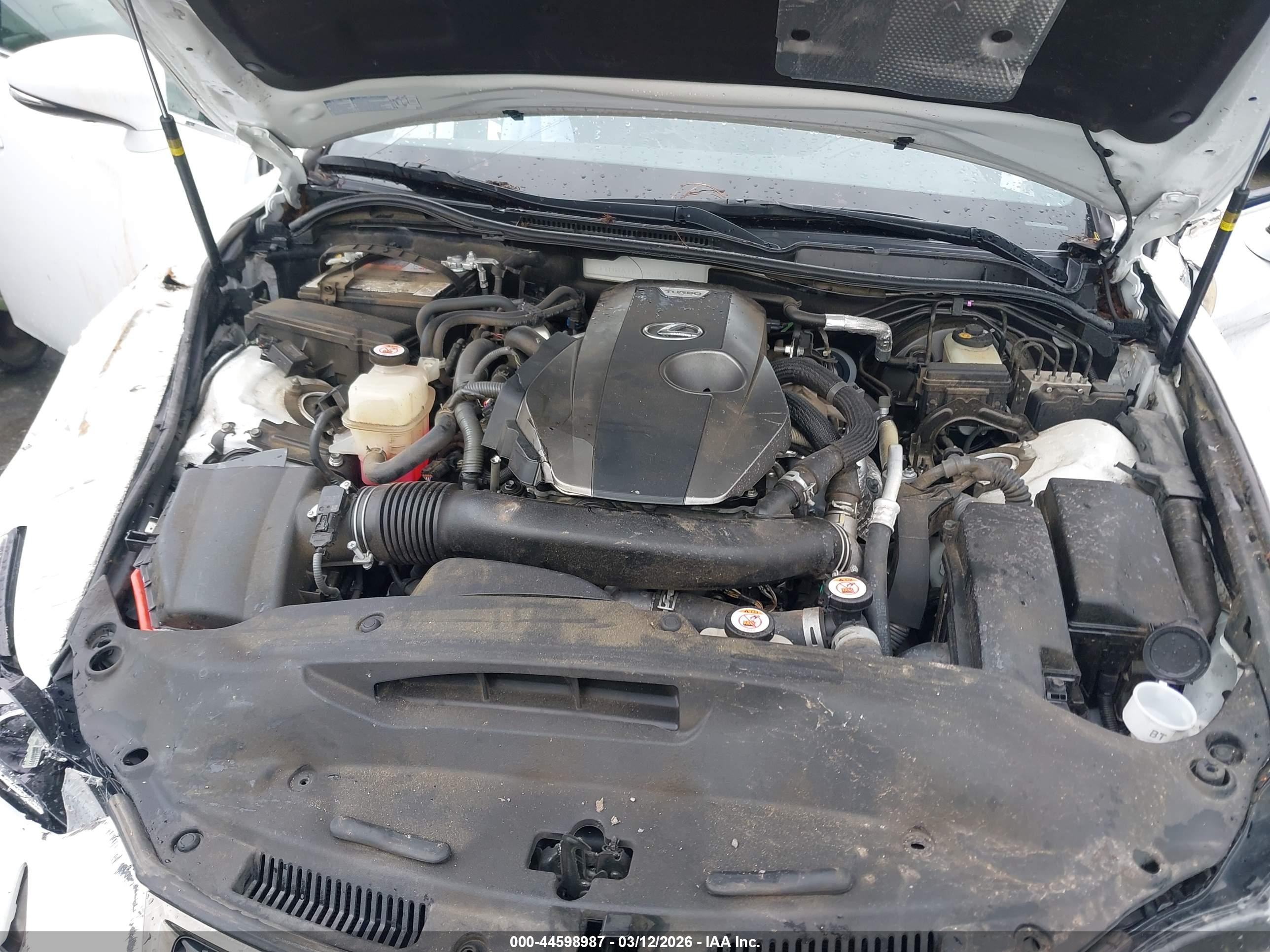 LEXUS IS image 10