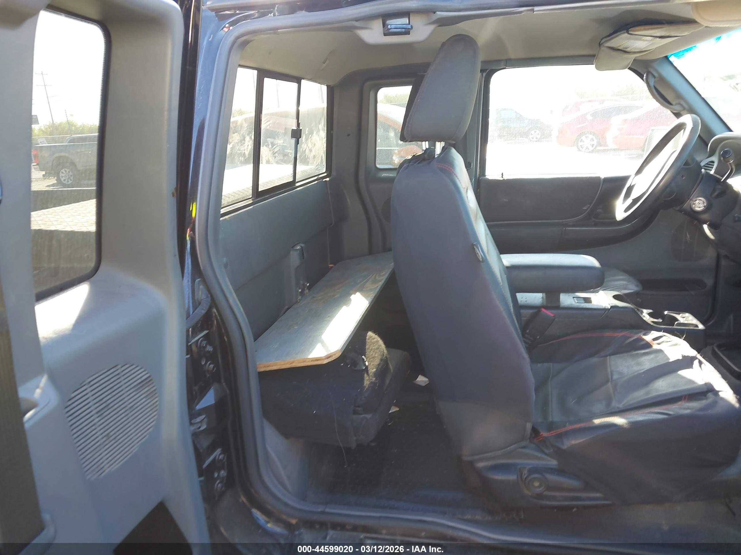FORD RANGER image 8