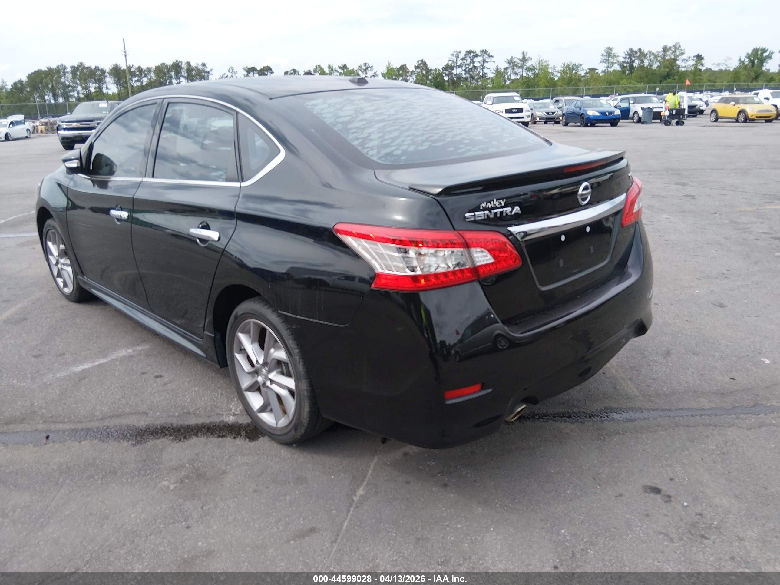 NISSAN SENTRA image 3