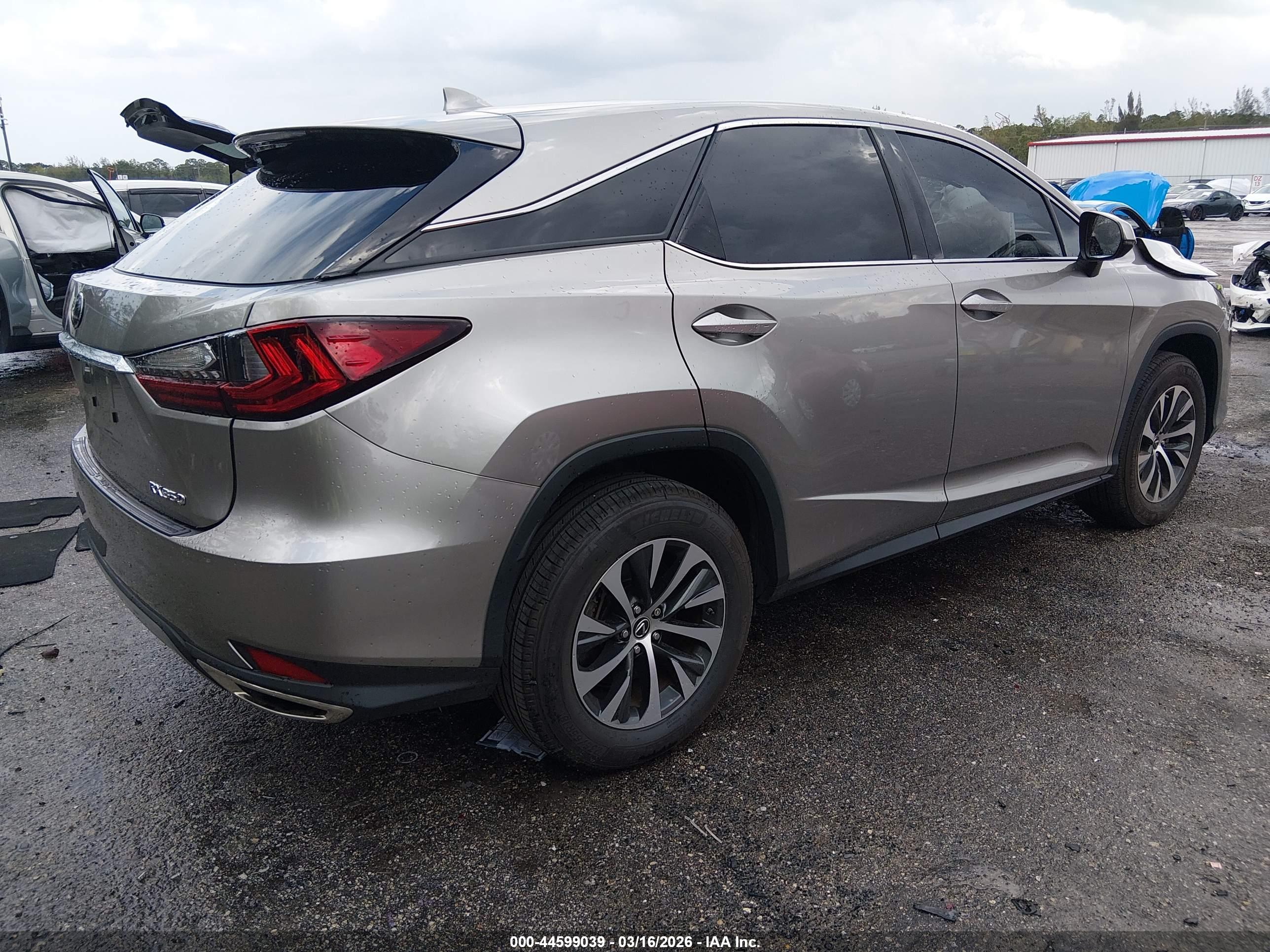LEXUS RX image 4