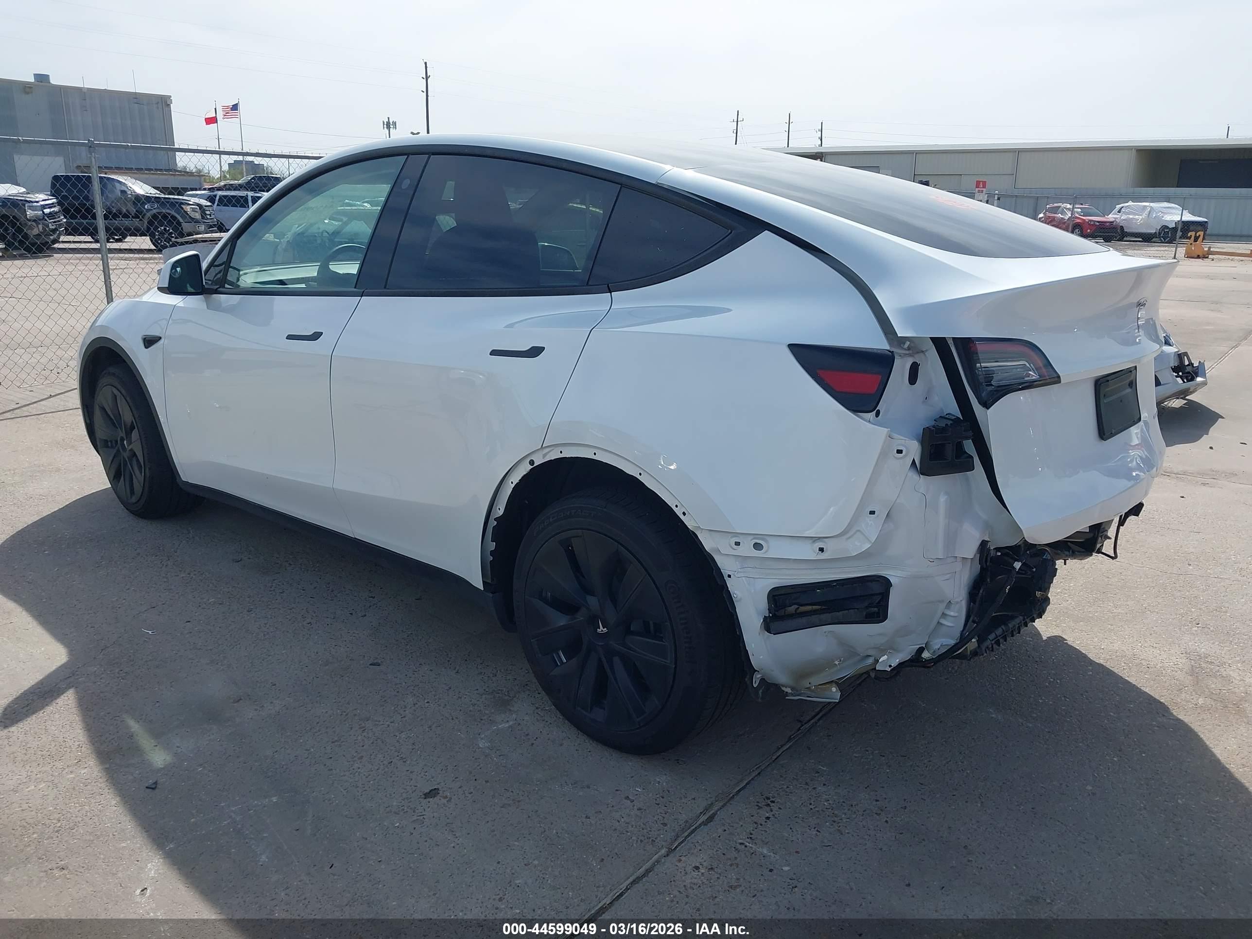 TESLA MODEL image 3