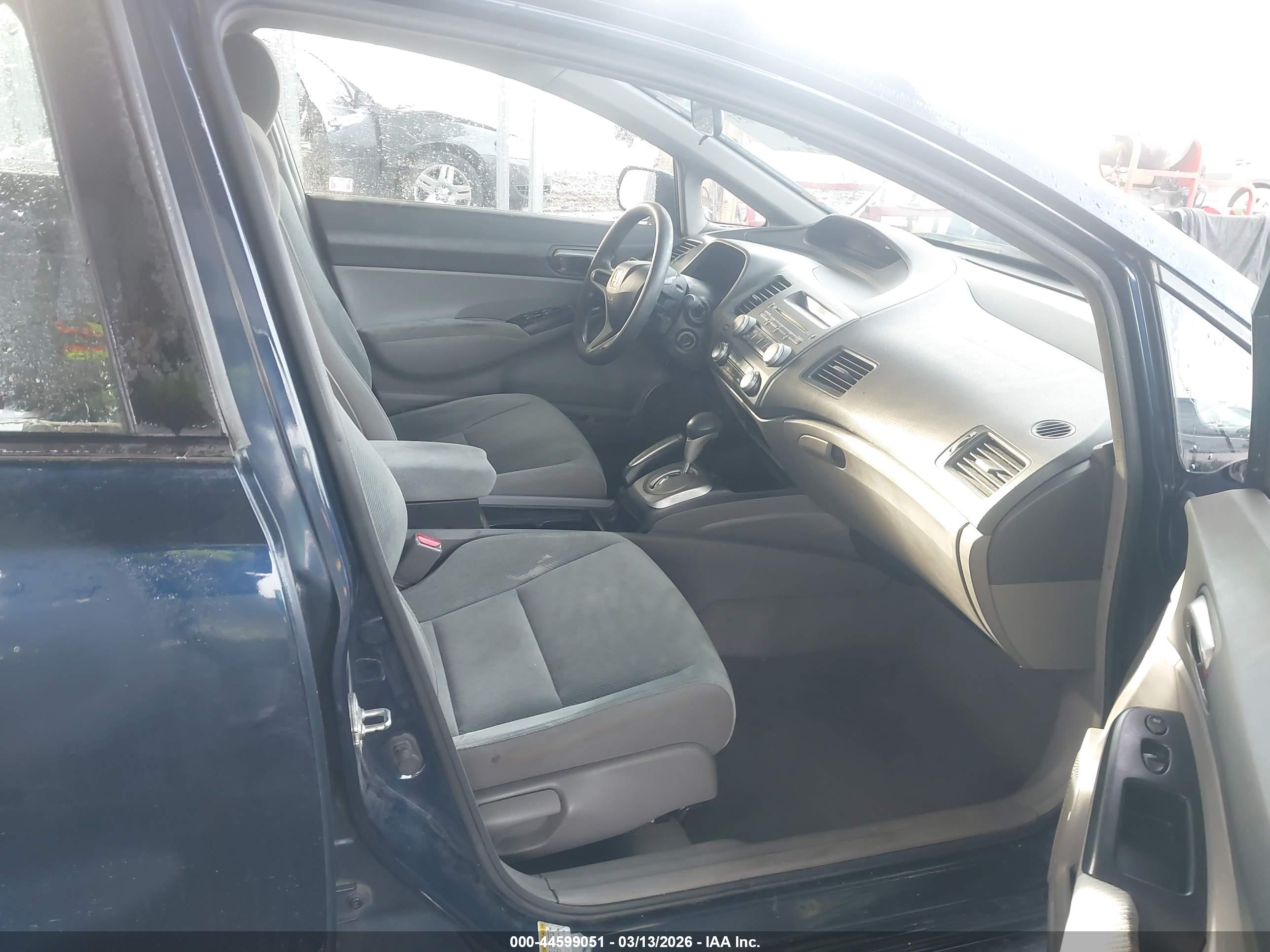 HONDA CIVIC image 5