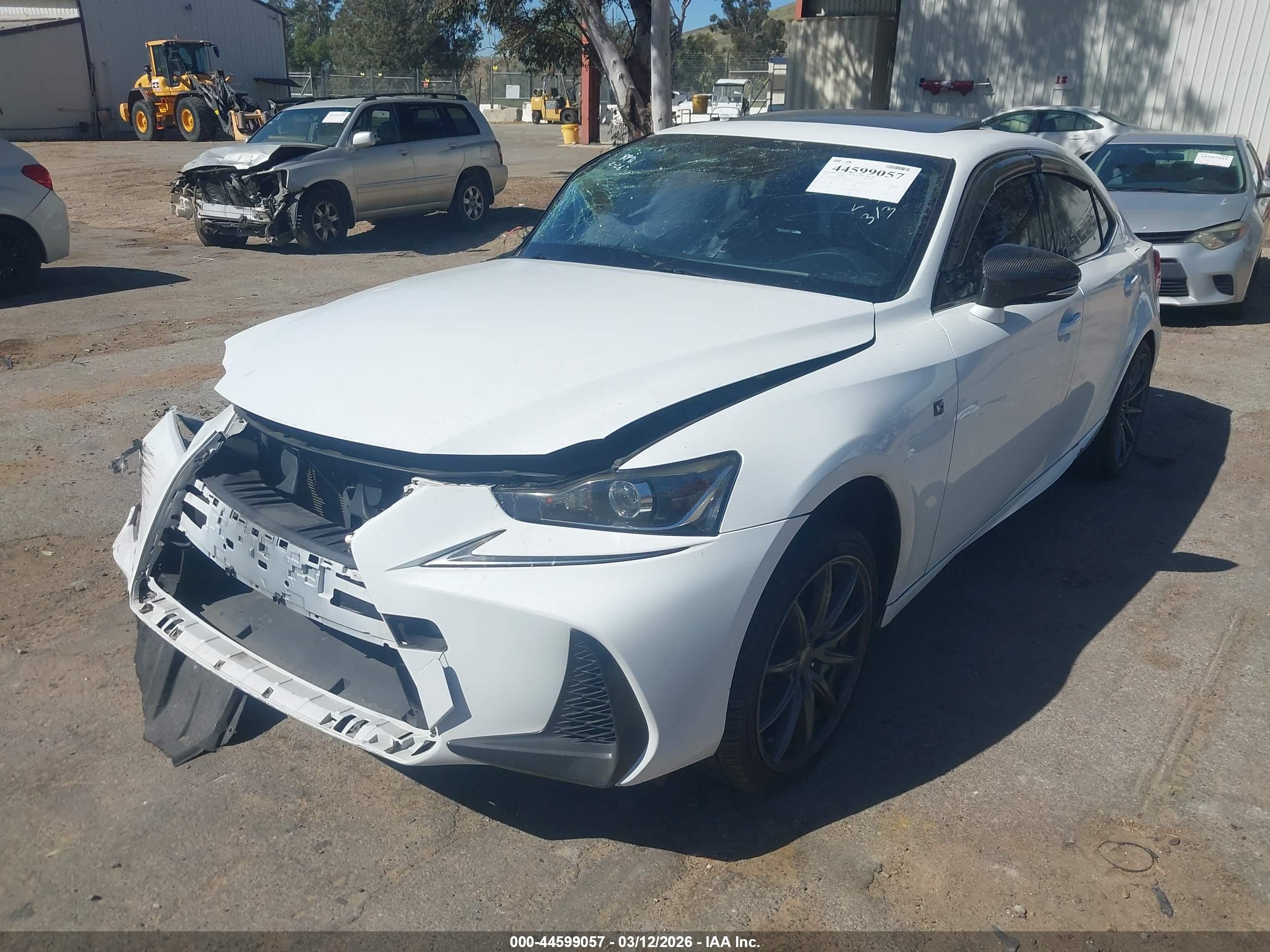 LEXUS IS image 2