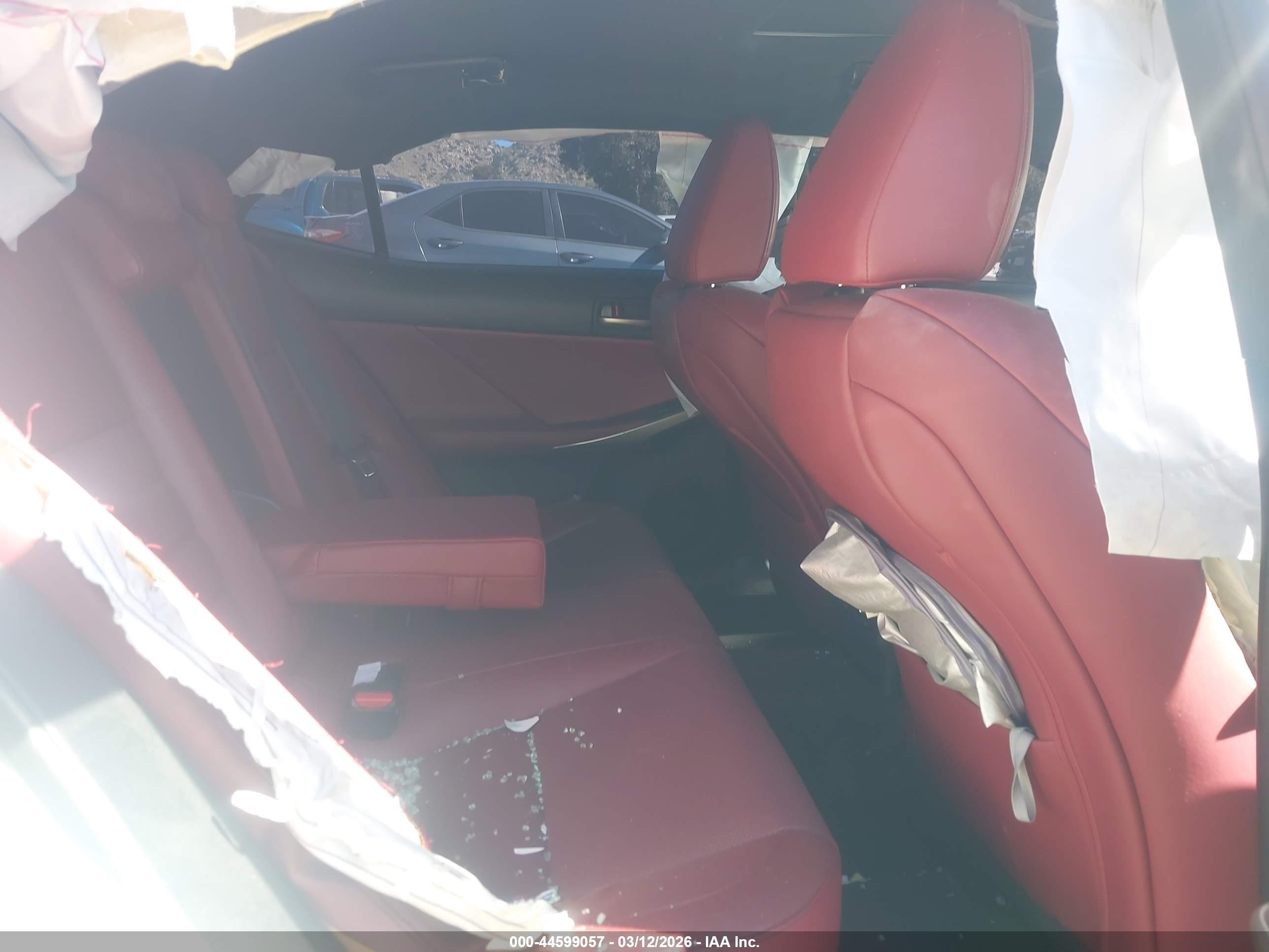 LEXUS IS image 8