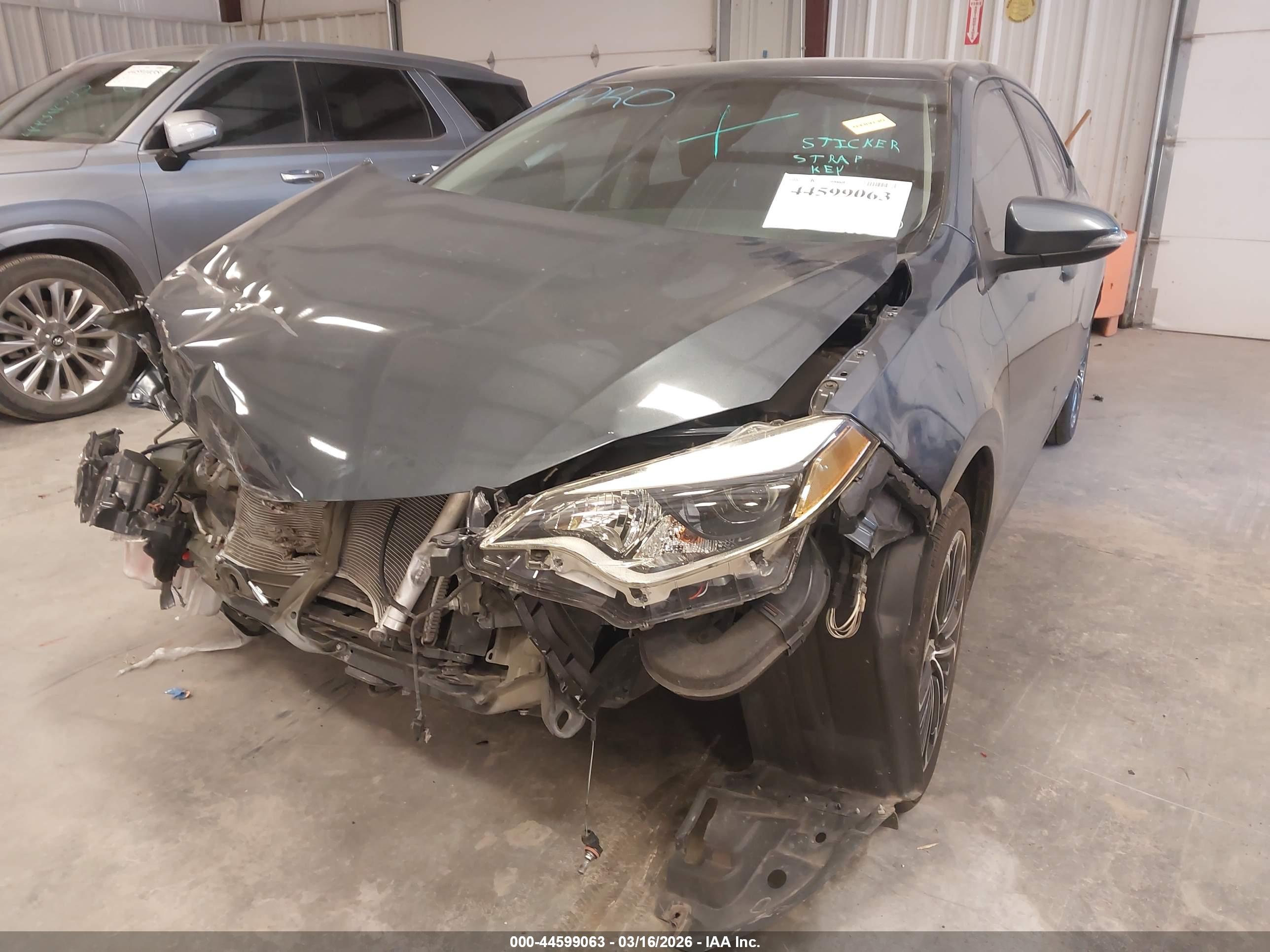 TOYOTA COROLLA image 6