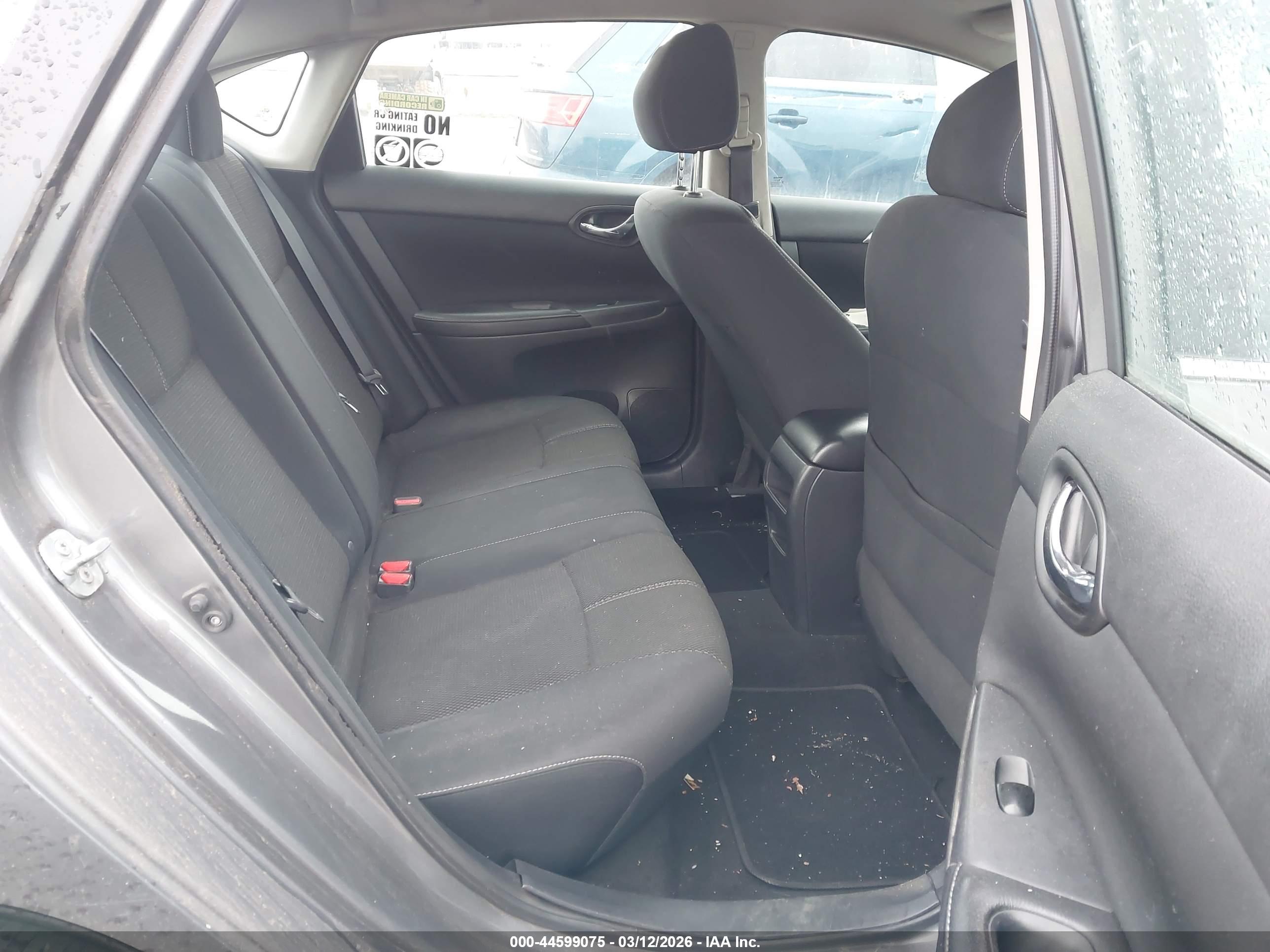 NISSAN SENTRA image 8