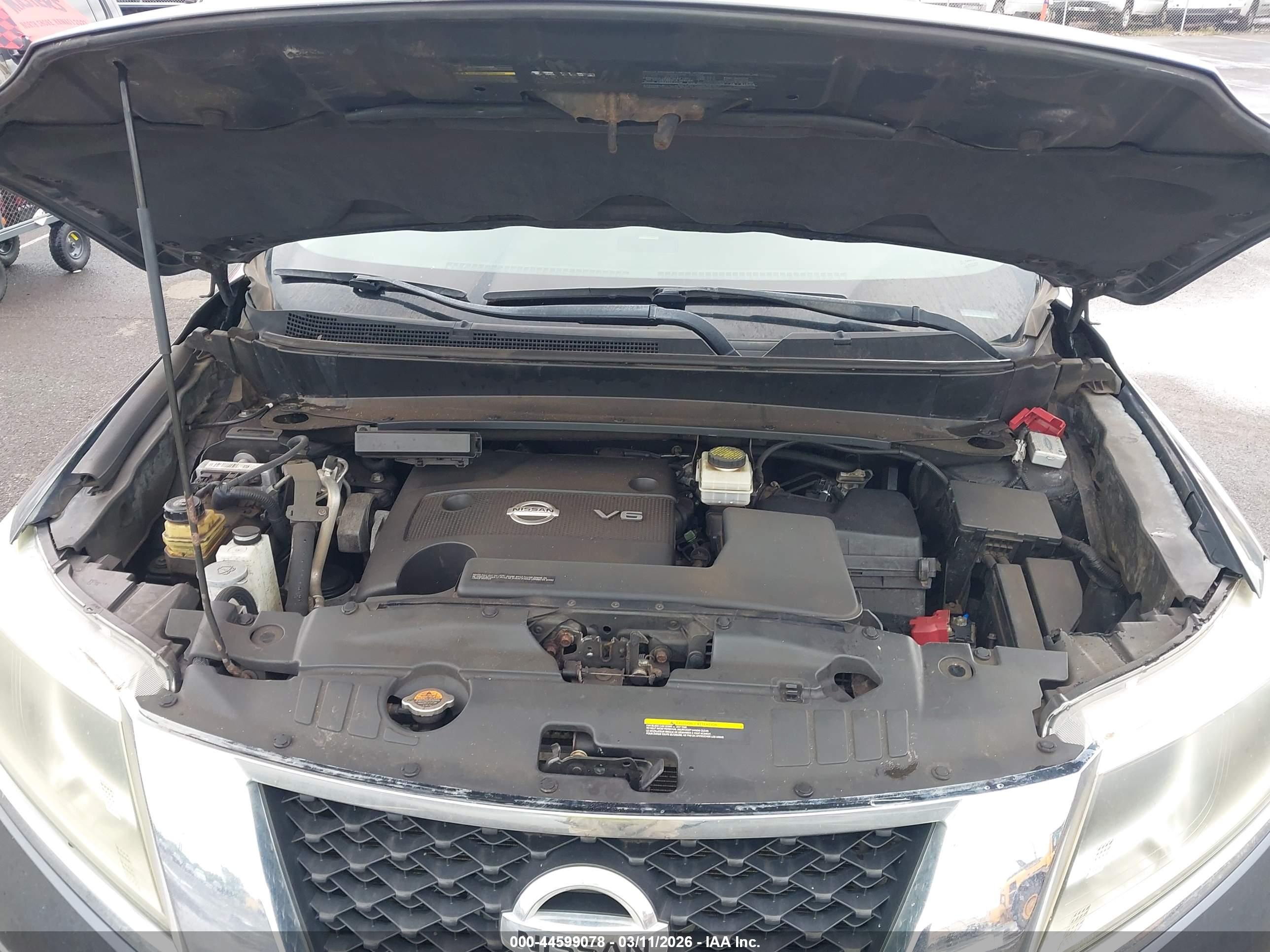 NISSAN PATHFINDER image 10